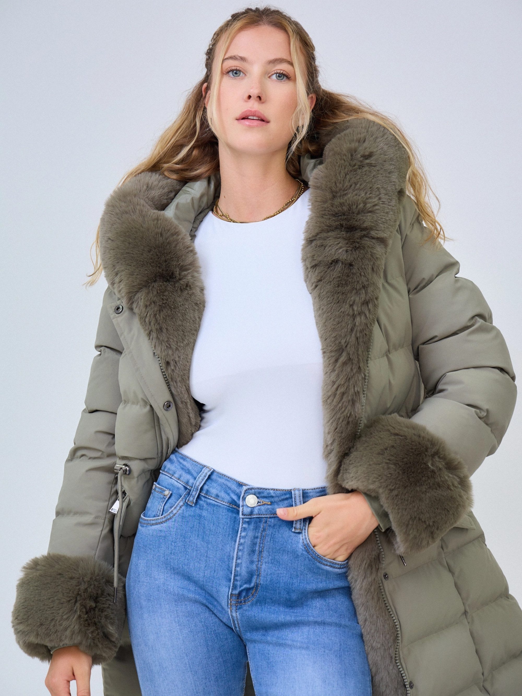 ANNIS Fashion & Accessoires Winterjacke "DOMENIQUE" (1-St) mit Kunstfellbes günstig online kaufen