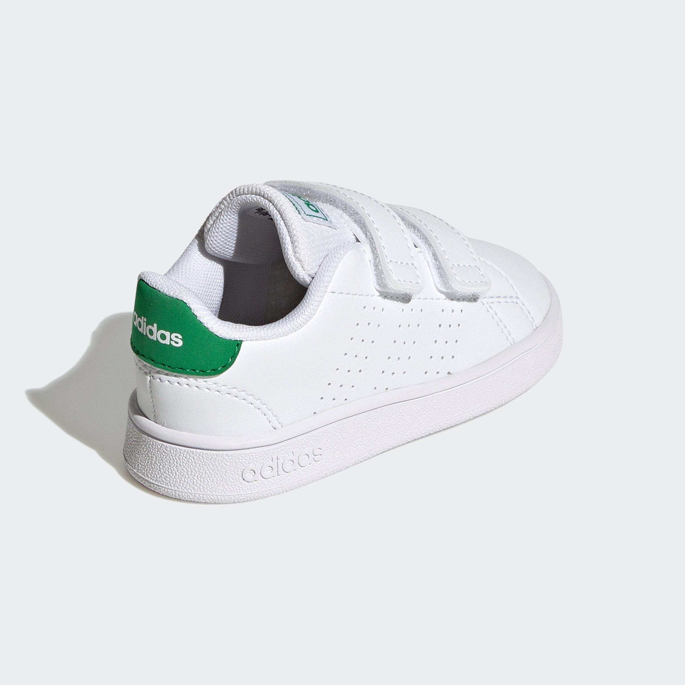 adidas Sportswear HOOK-AND-LOOP LIFESTYLE des Green Spuren / Stan Core adidas den TWO Black ADVANTAGE White Smith Cloud auf Design / Sneaker COURT