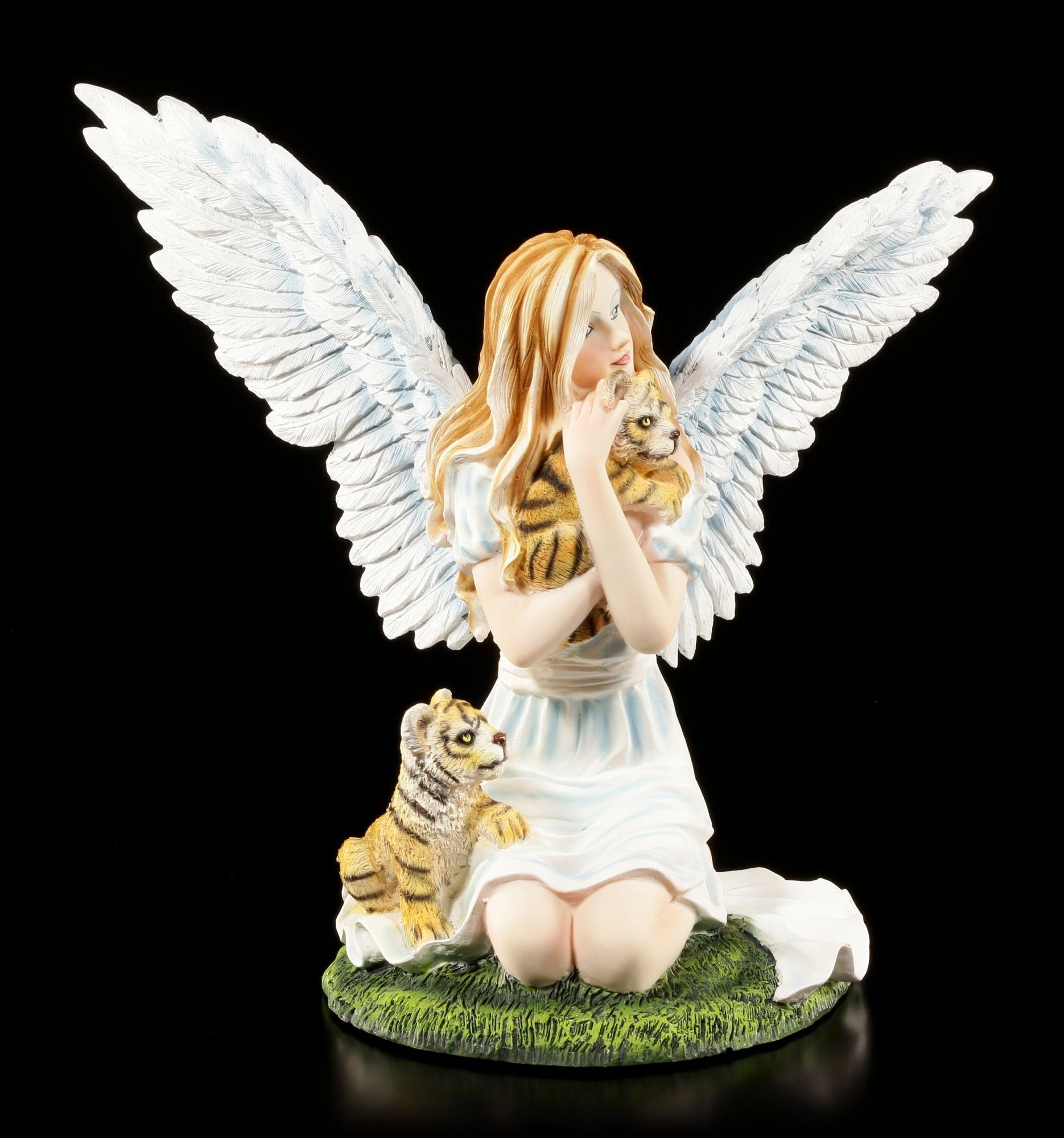 Figuren Shop GmbH Dekofigur Engel Figur - Nariel mit Tigerbabys - Fantasy Tier Deko
