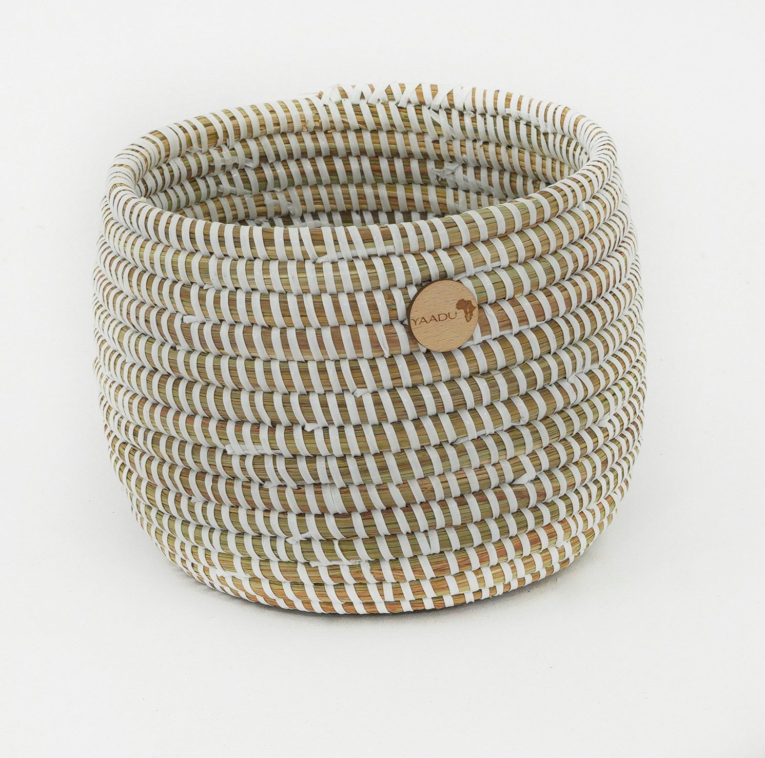 YAADU Aufbewahrungskorb Allzweckkorb geflochtener Korb klein - Ordnung, Pflanzenkorb, Übertopf, ca 16x13,5cm - Handgefertigt in Afrika aus traditioneller Flechtkunst