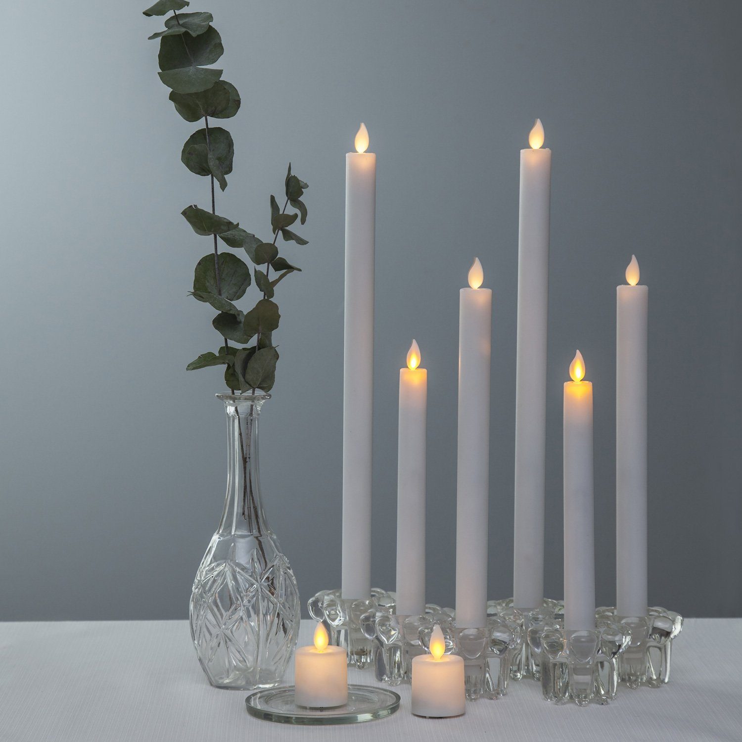 STAR TRADING LED-Kerze LED Stabkerzen bewegte Flamme Echtwachs H: 30cm Timer weiß 2er Set (2-tlg)