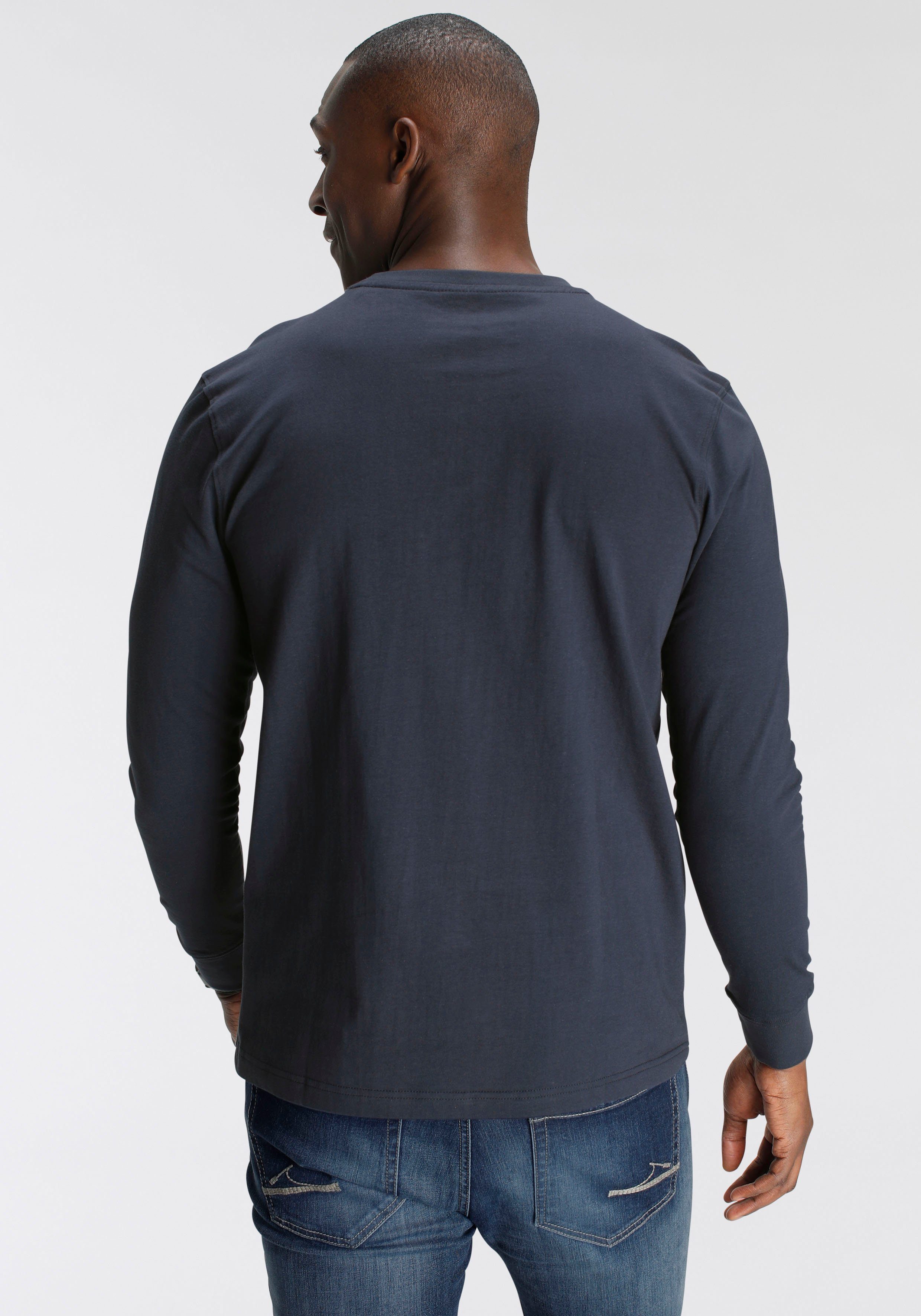 DELMAO Langarmshirt schmale Passform, bedruckt, Rundhalsausschnitt, aus Baumwolle