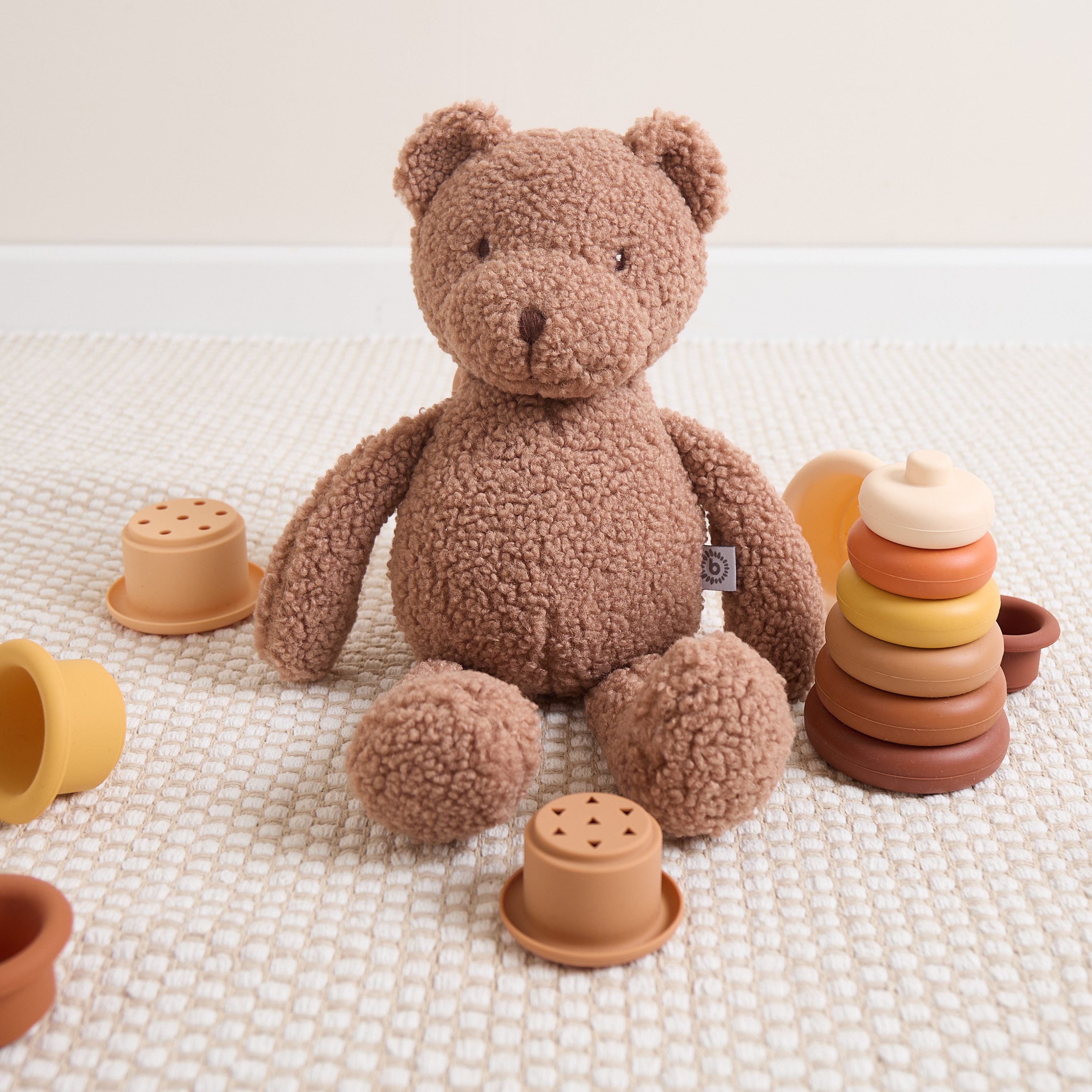 BIECO Plüschfigur Bieco Kuscheltier Bär Mika 37 cm aus Bouclé günstig online kaufen