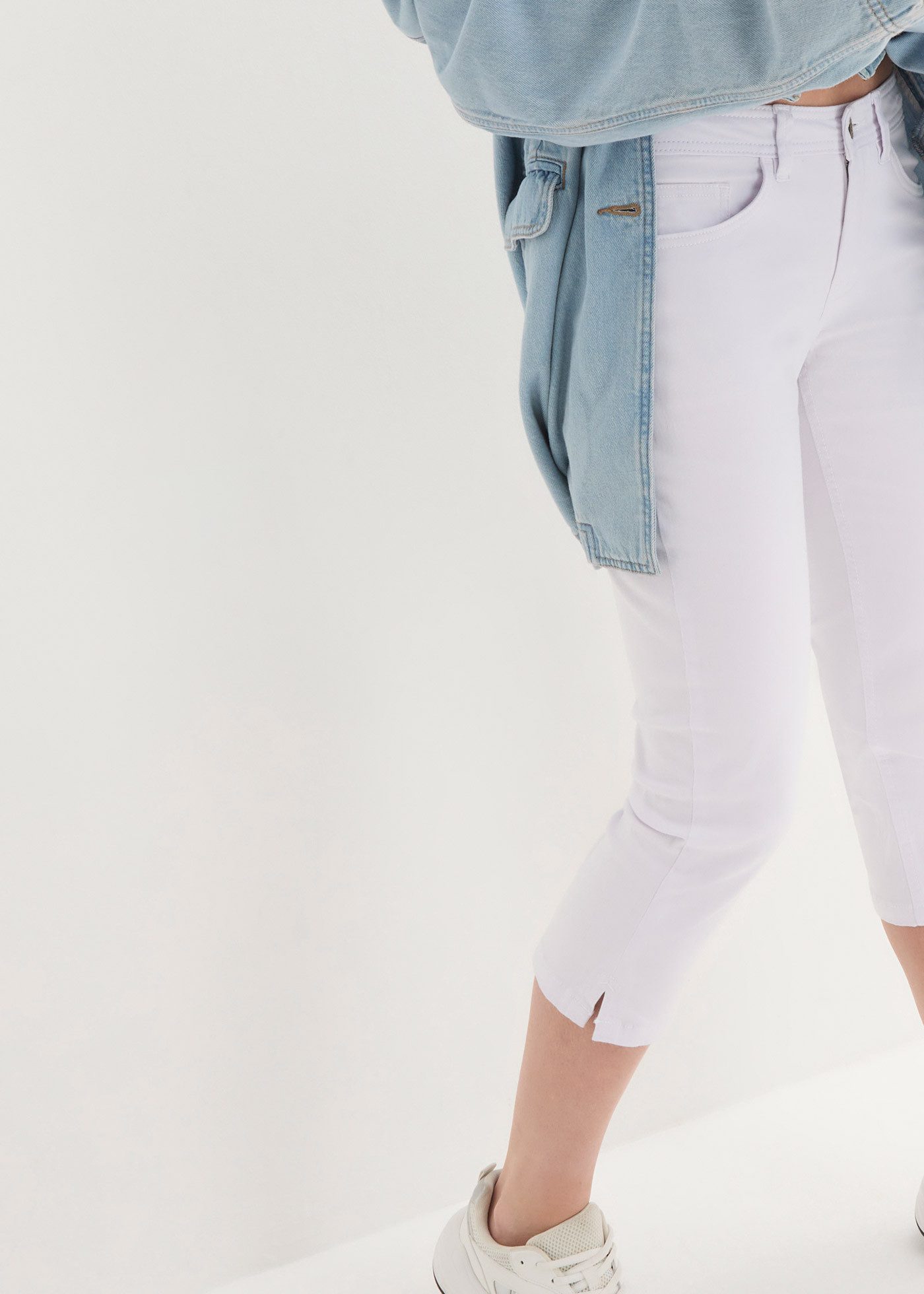 bonprix Caprijeans 3/4-Capri-Look, Five-Pocket Style, Regular Fit, schmale Beinform