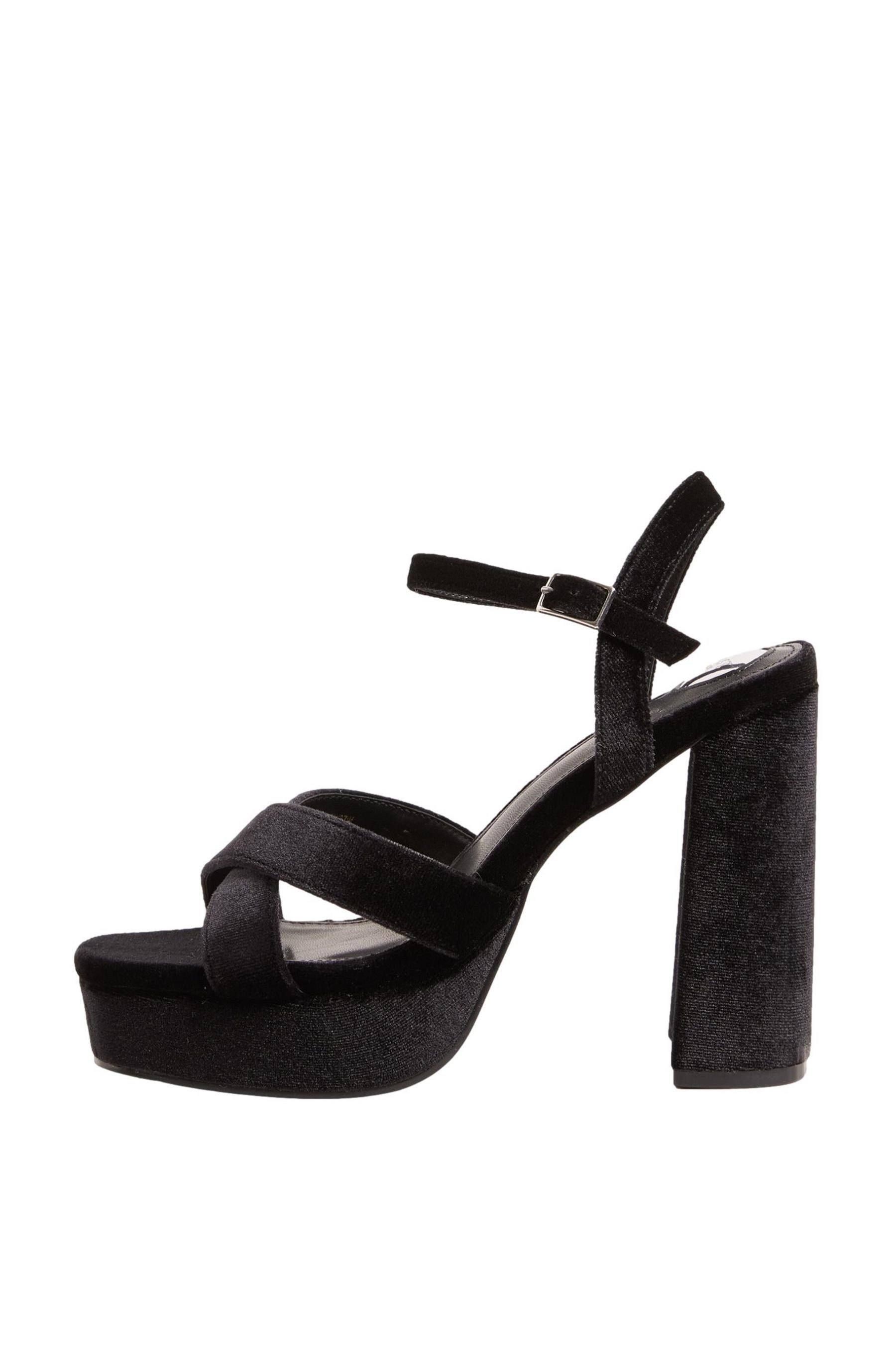 LIPSY Lipsy Samt-Plateausandalen mit hohem Blockabsatz Sandalette (1-tlg) günstig online kaufen