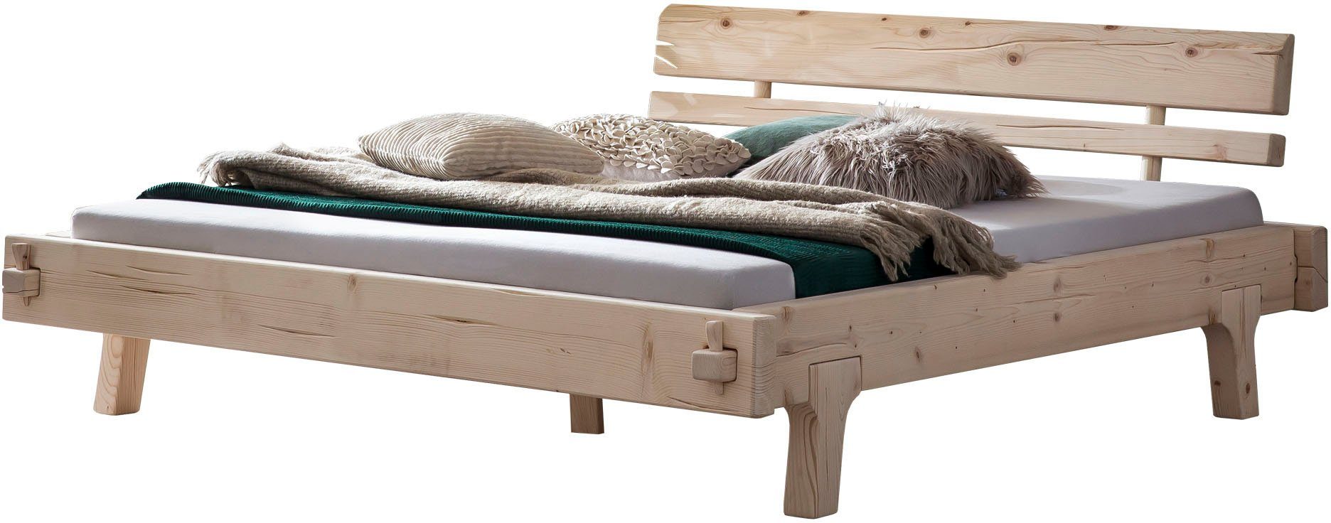 SalesFever Holzbett Fügen Bett aus Naturholz, Massives Fichten-Balkenbett: Uriges Landhausdesign