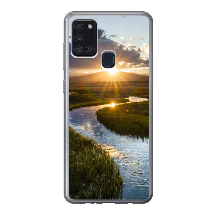 MuchoWow Handyhülle Sonnenuntergang über einem ruhigen Fluss Handyhülle Samsung Galaxy A21s Smartphone-Bumper Print Handy