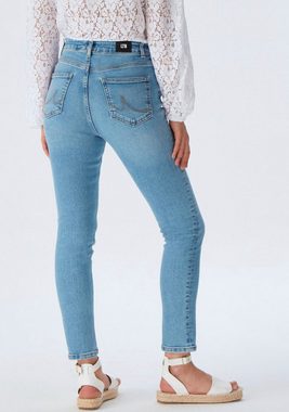 LTB Destroyed-Jeans Freya im 5-Pocket-Stil