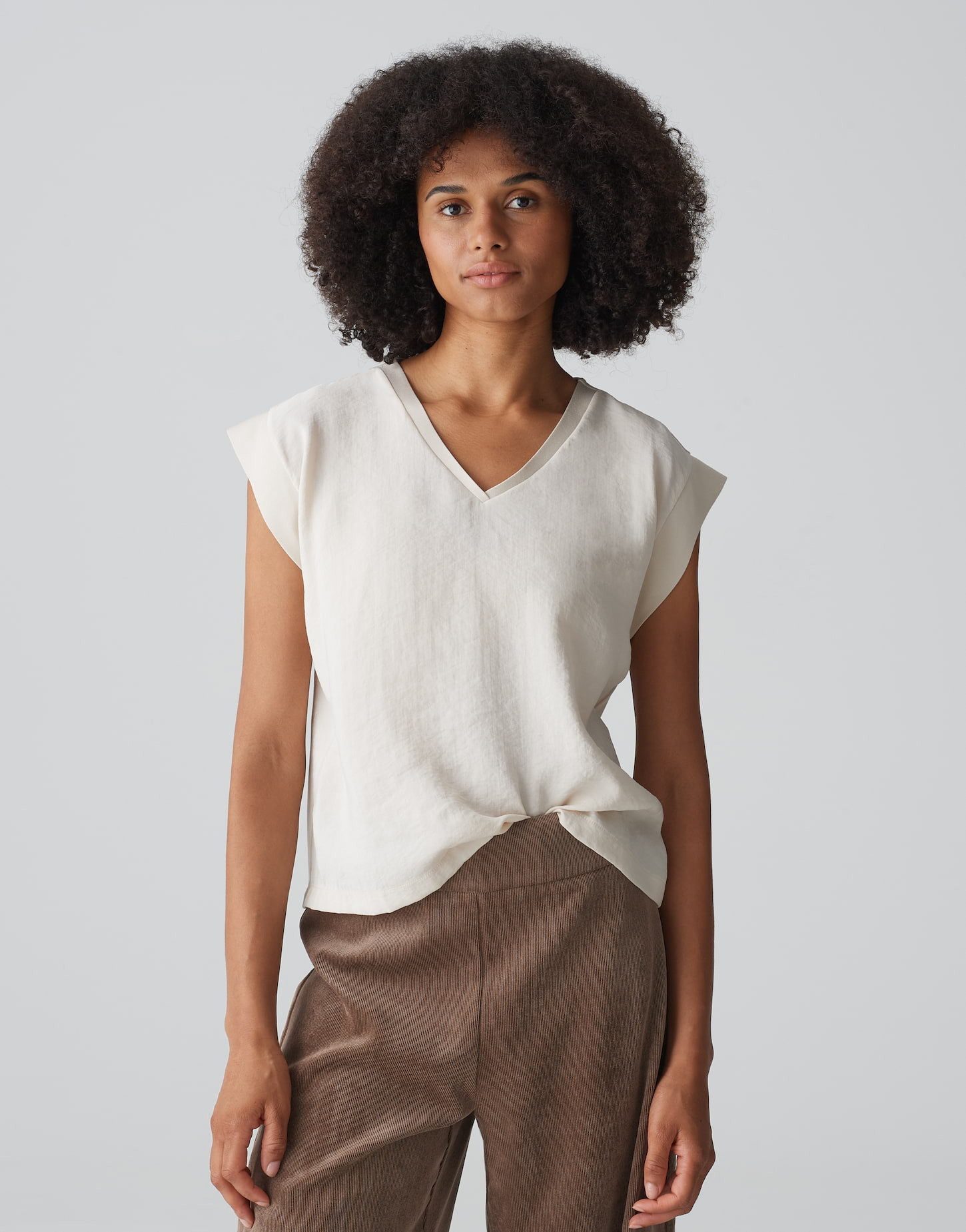 IN'VOLAND Damen Langarm-Shirt In Übergröße – Lässige Tunika Mit V-Ausschnitt, Weich & Locker, Für Herbst & Winter