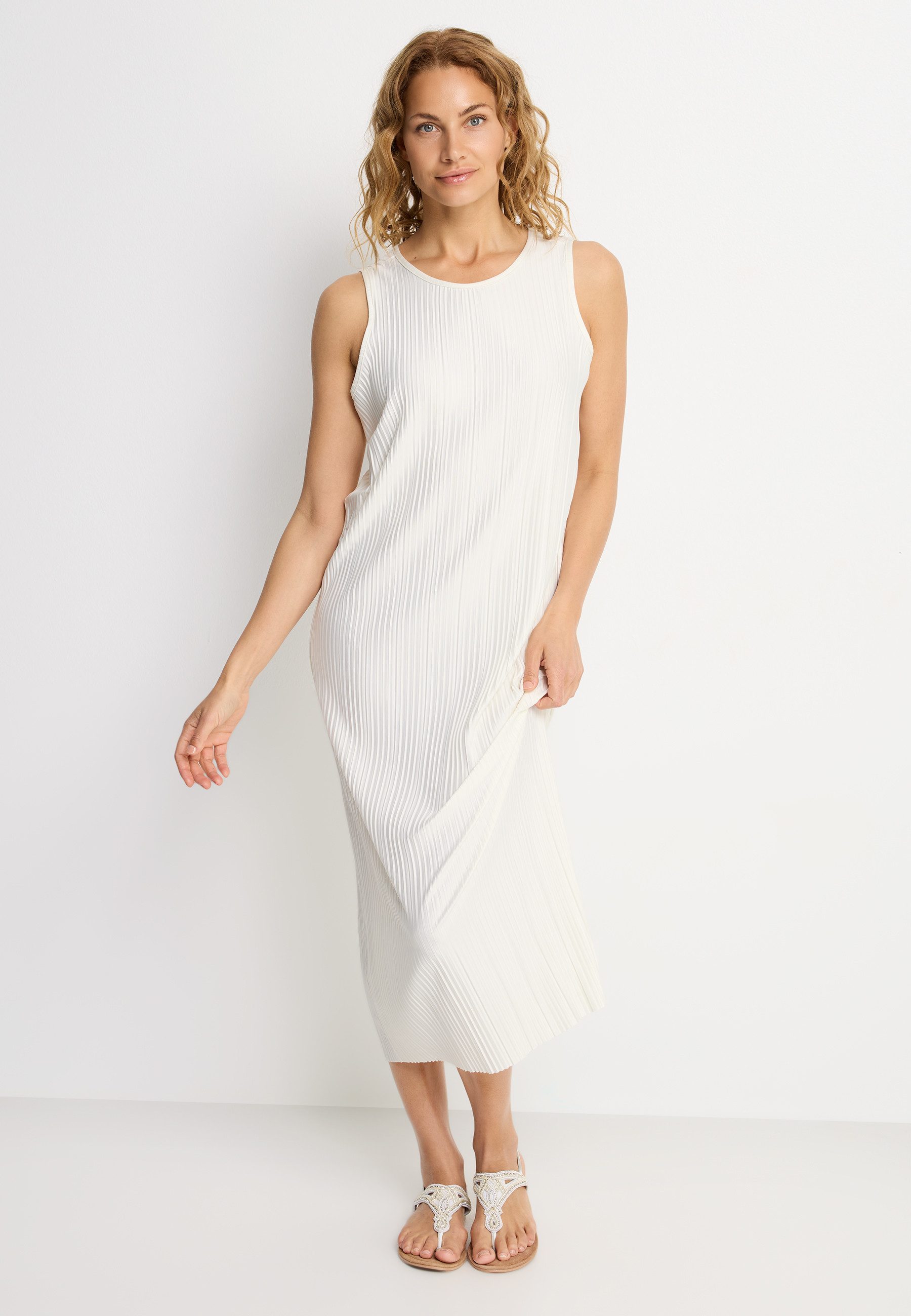 LASCANA Plisseekleid in Midilänge, Trägerkleid, Sommerkleid