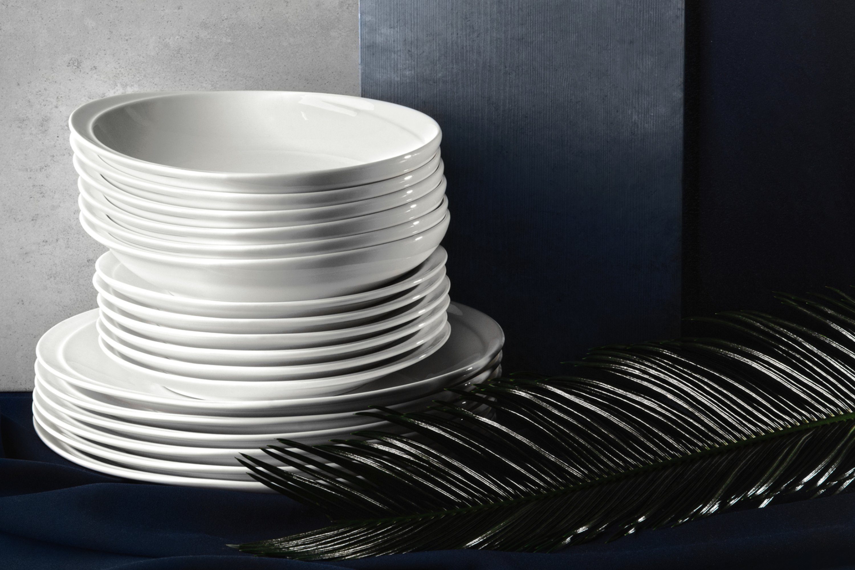 KONSIMO® Tafelservice RESEDA Speiseteller Dessertteller Suppenteller (18-tlg), 6 Personen, Porzellan, Spulmachinen- und Mikrowellengeeignet, rund