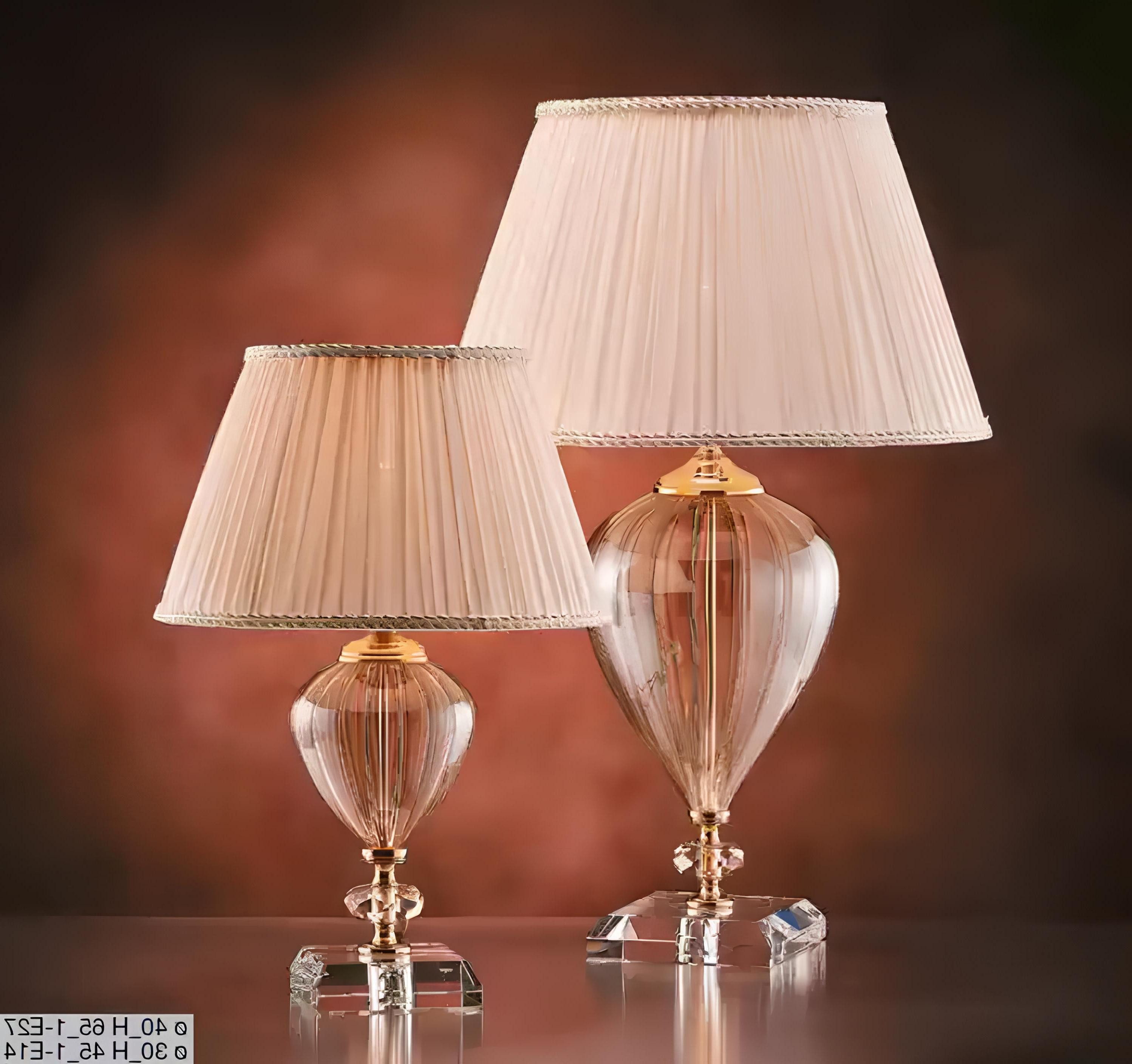 Xlmoebel Nachttischlampe Art-déco Tischleuchte mit Kristallbehang und eleganter Struktur, Hergestellt in Europa