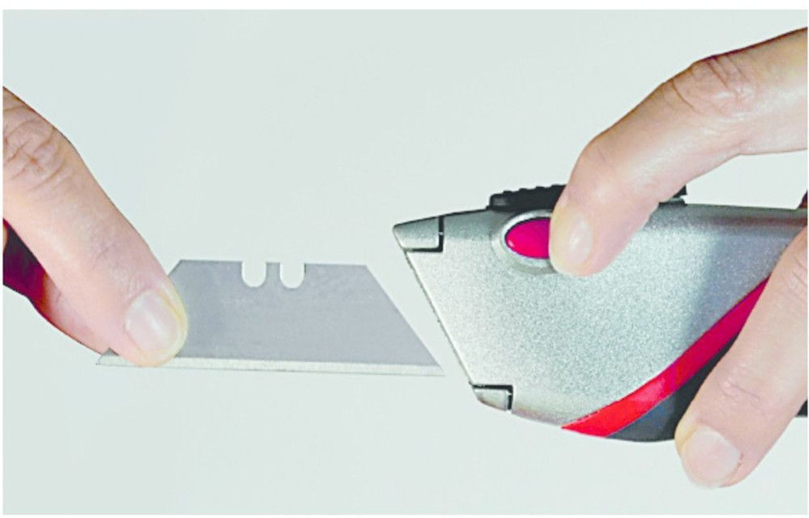 Cutter Sicherheits-Universal-Cutter 2in1 silber/schwarz/rot