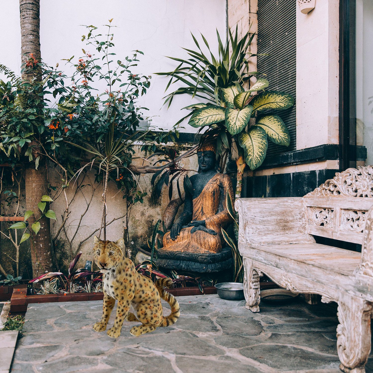 colourliving Tierfigur Lebensechte Panther Figur sitzend – Handbemalte Deko für Haus & Garten, die imposante Gartenfigur zieht garantiert alle Blicke auf sich