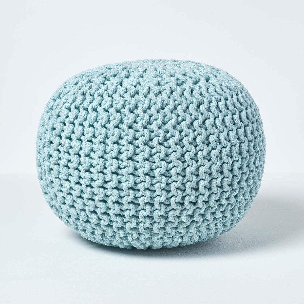 Homescapes Pouf Runder Strickpouf 100% Baumwolle, hellblau