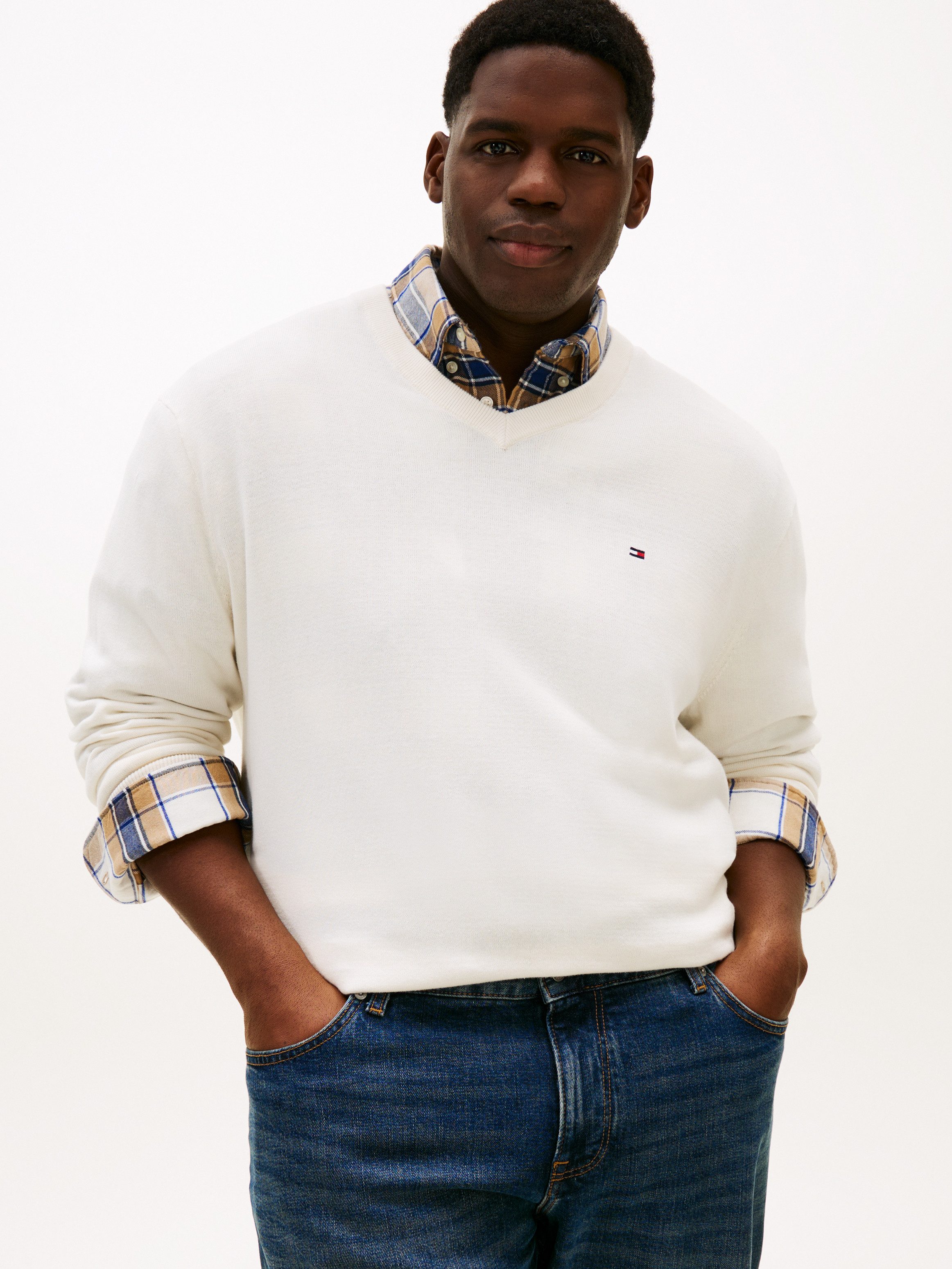 Tommy Hilfiger Big & Tall V-Ausschnitt-Pullover BT-ESSENTIAL COTTON (Rippbündchen am Ärmel, Saum und Ausschnitt) Große Größen, normale Passform