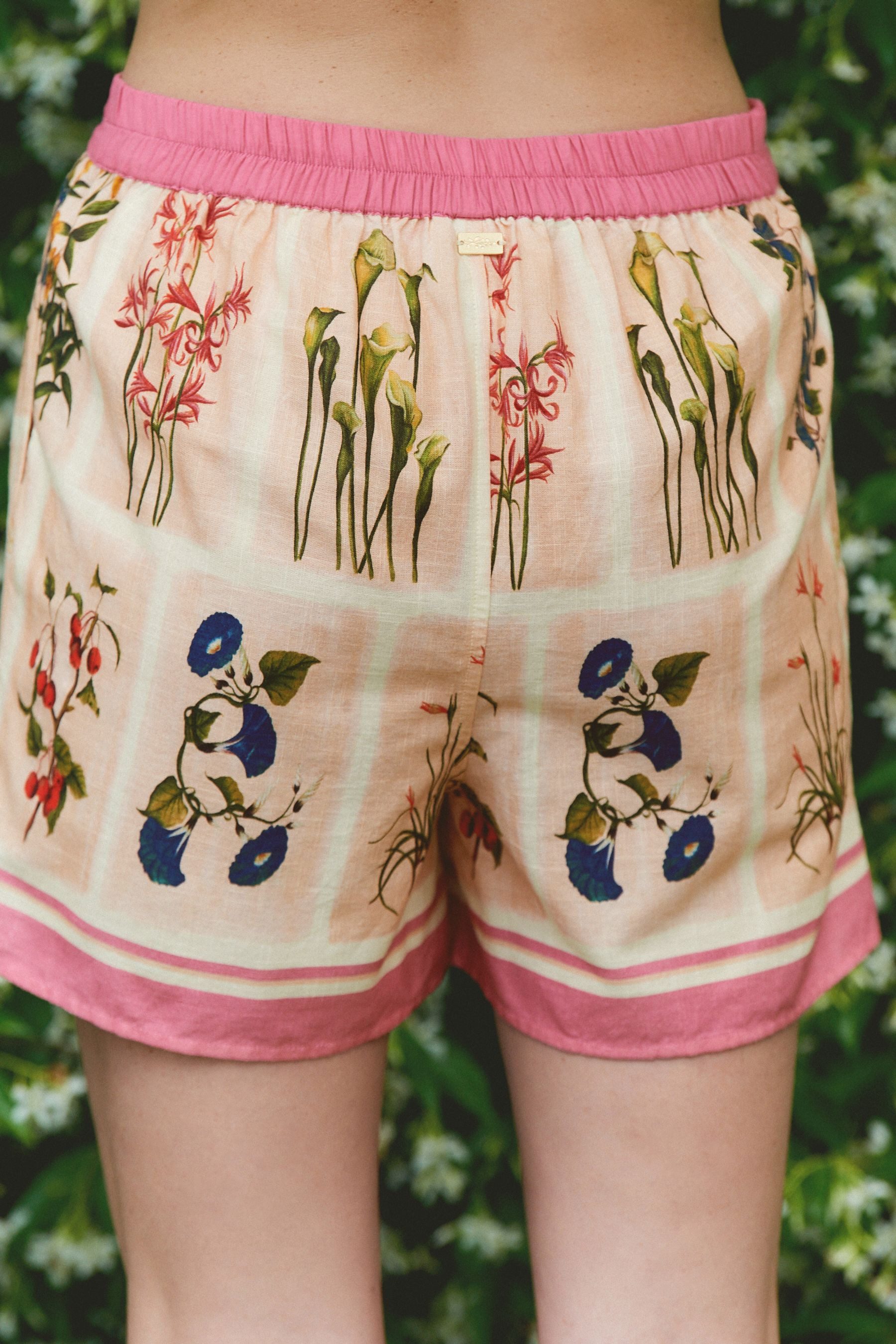 LAURA ASHLEY Strandshorts Laura Ashley Co-ord Strandshorts aus Baumwolle (1-tlg)
