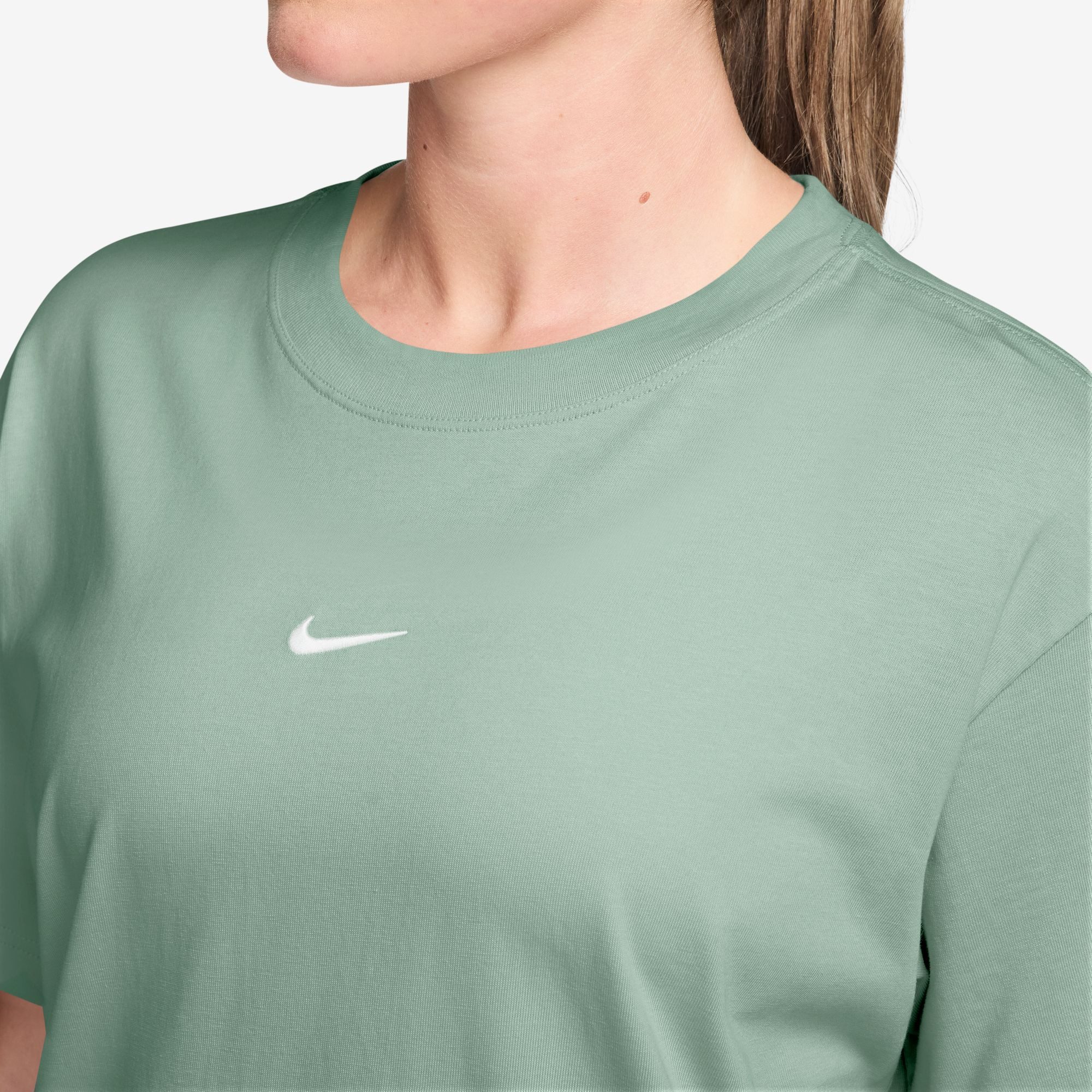 Nike Sportswear T-Shirt W NSW CLASSIC SS TEE sportliche Passform, Kurzarm, Rundhalsausschnitt