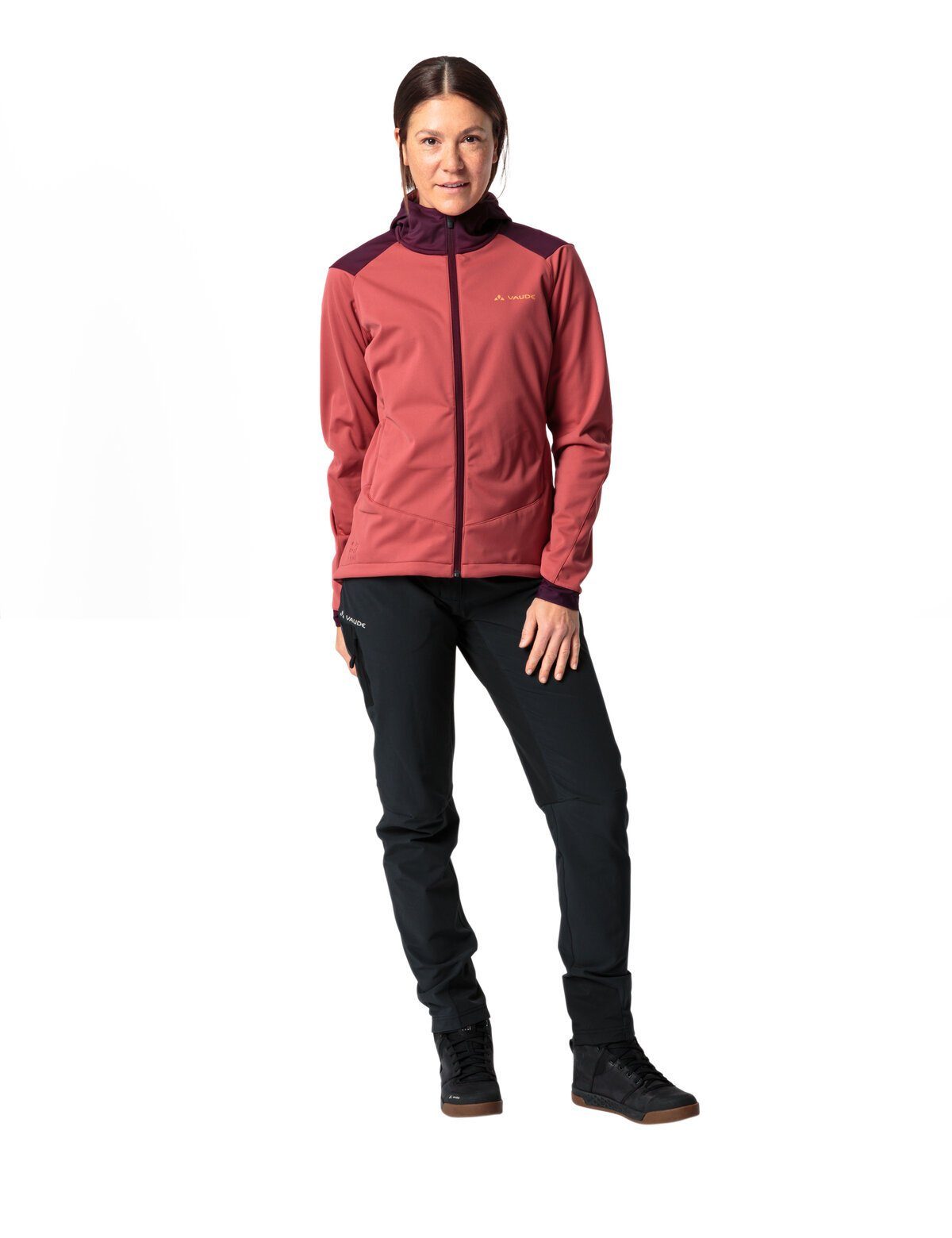 Jacket brick Outdoorjacke kompensiert VAUDE Softshell Women's Qimsa (1-St) Klimaneutral