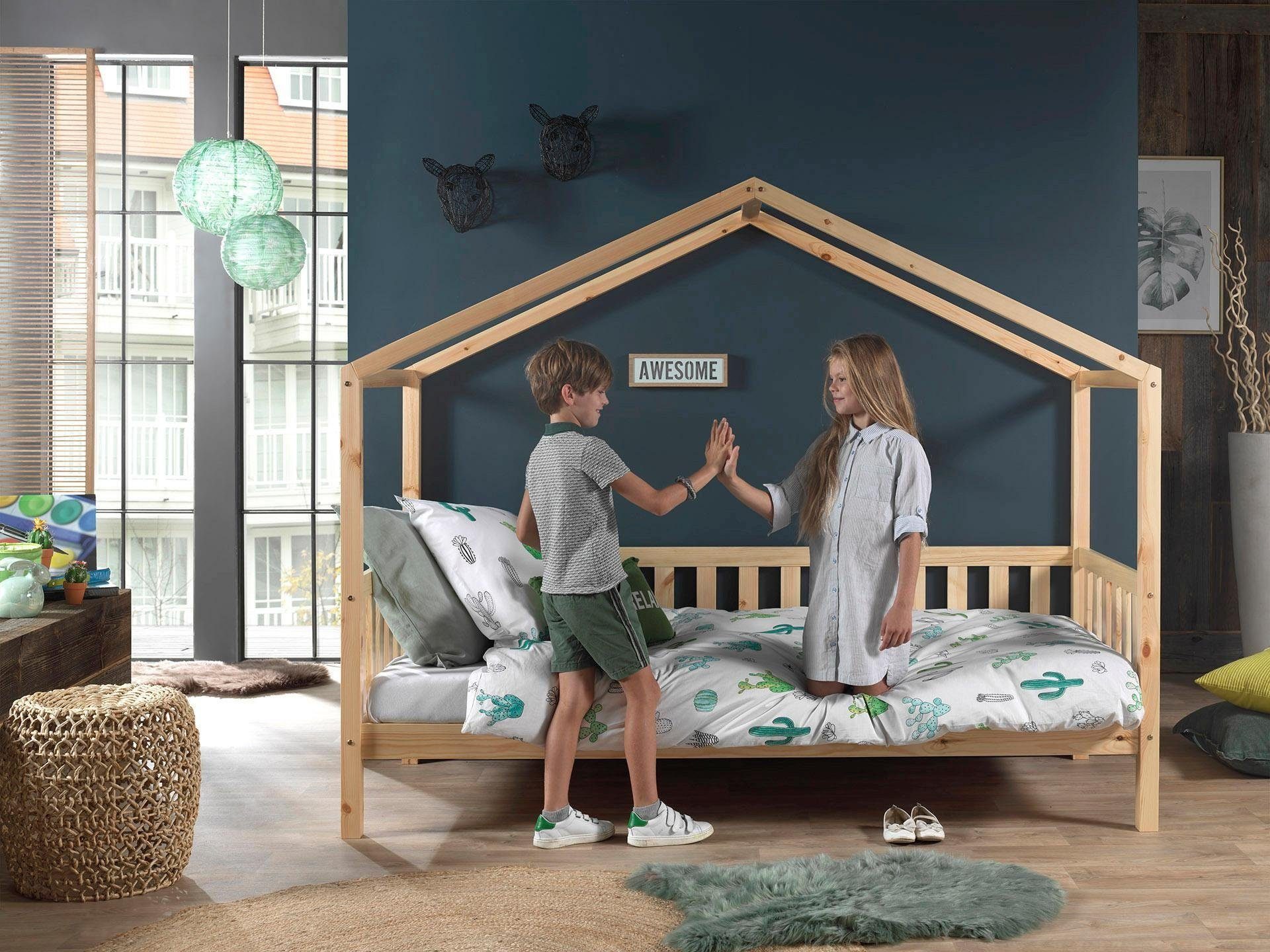 Vipack Hausbett Dallas, mit Dachaufbau, Kiefer massiv, stabil gebaut (B/H/T ca. 210x170x97cm, mit Sprossenumrandung), wahlweise mit oder ohne Bettschublade und Textilhimmel
