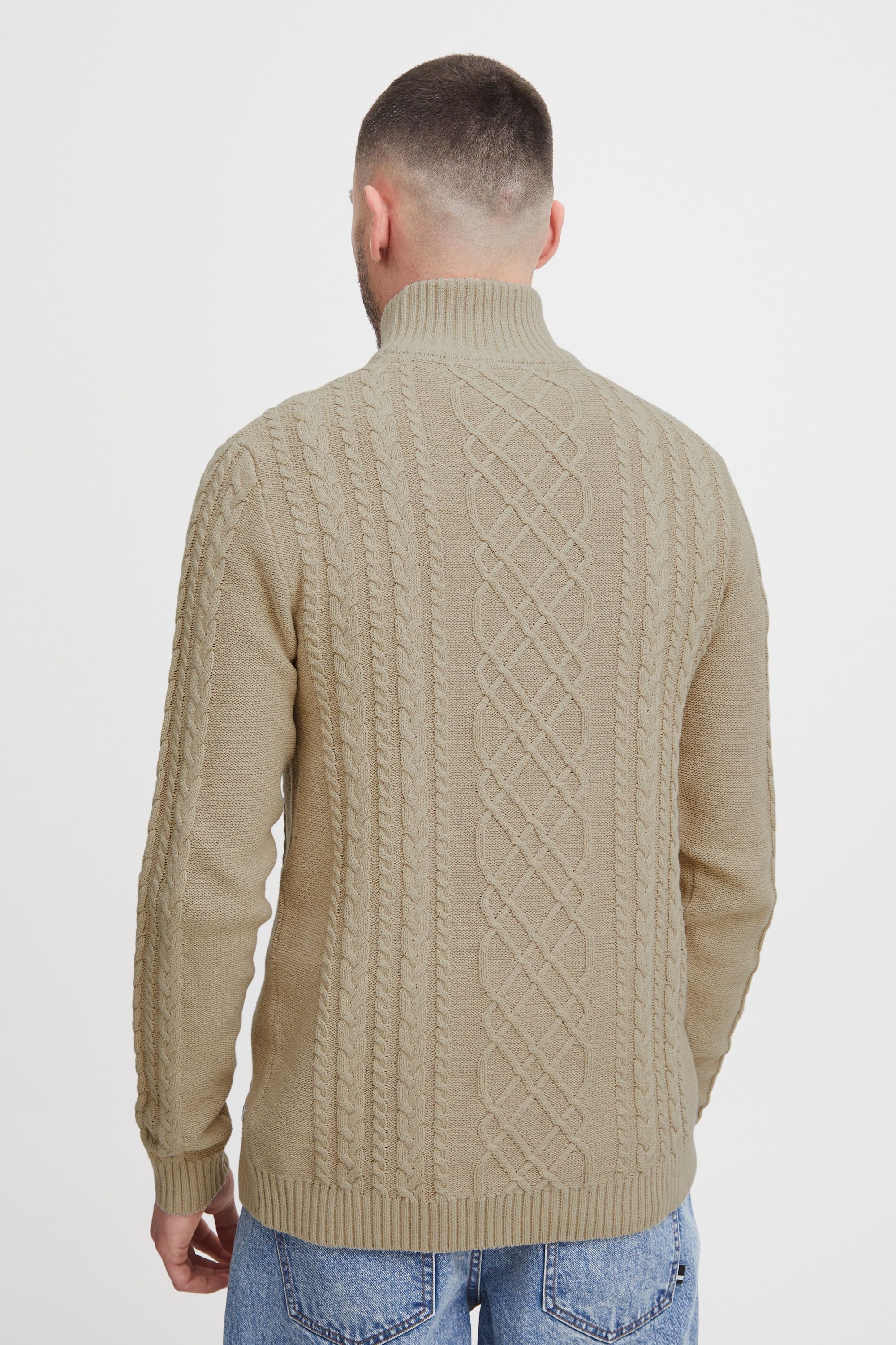 11 Project Troyer PRJamelien Modischer Pullover