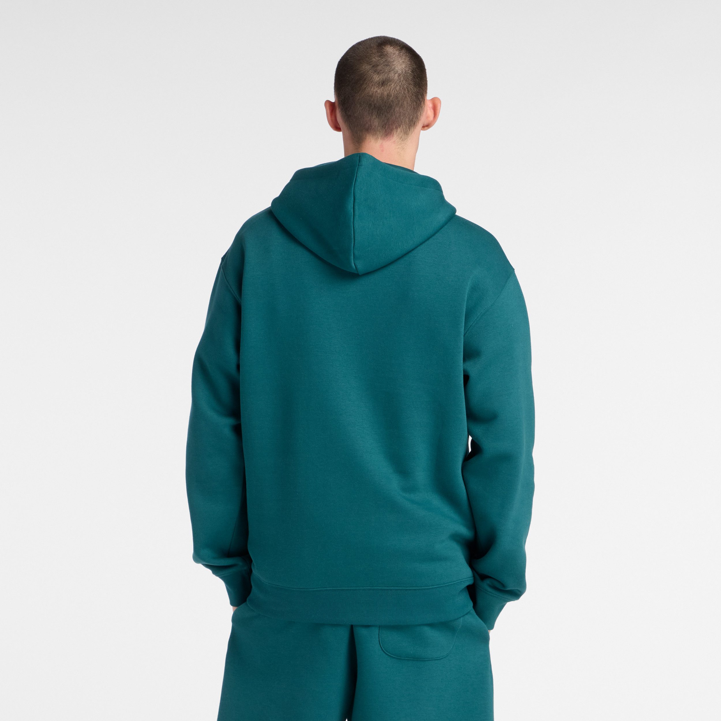 New Balance Kapuzensweatshirt sportlicher Stil, mit Kordelzug an der Kapuze, mit Kängurutasche