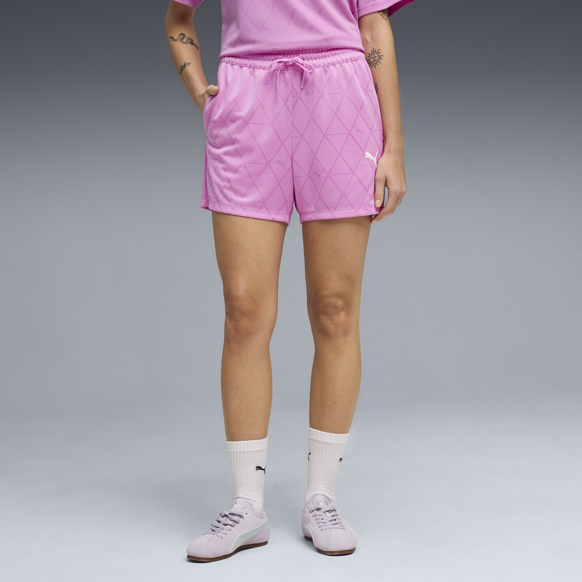 PUMA Sporthose PUMA Sport High-Rise 4" Jerseyshorts Damen