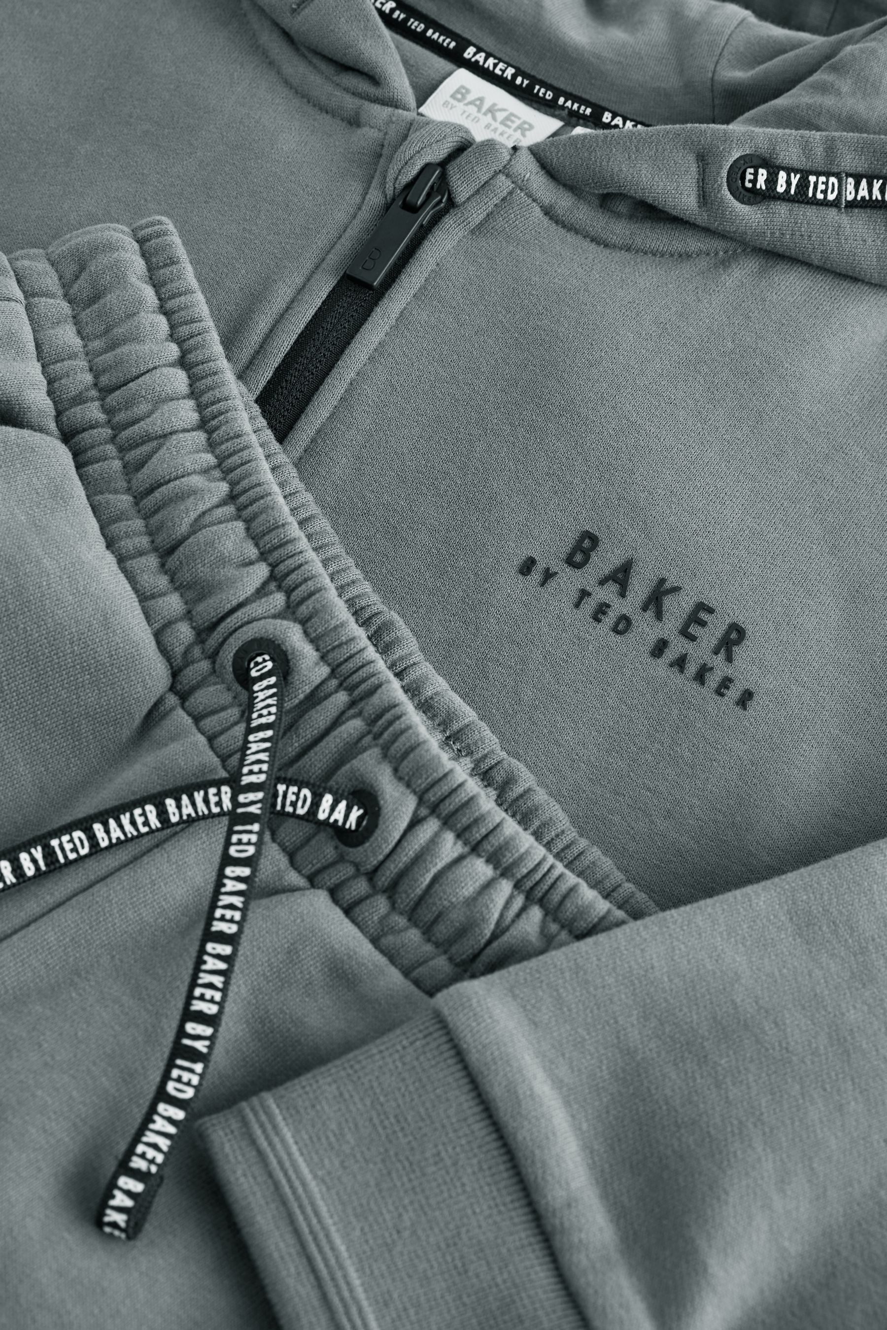 Baker by Ted Baker Sweatanzug Baker by Ted Baker Jogginganzug mit Kapuzenjacke (2-tlg) – Bild 3 von 5