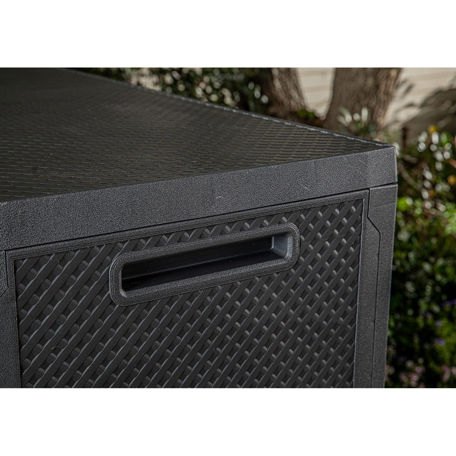 Keter Gartenbox Emily 277L Gartenkiste mit Rollen, Maximale Belastung des Deckels: 80 kg