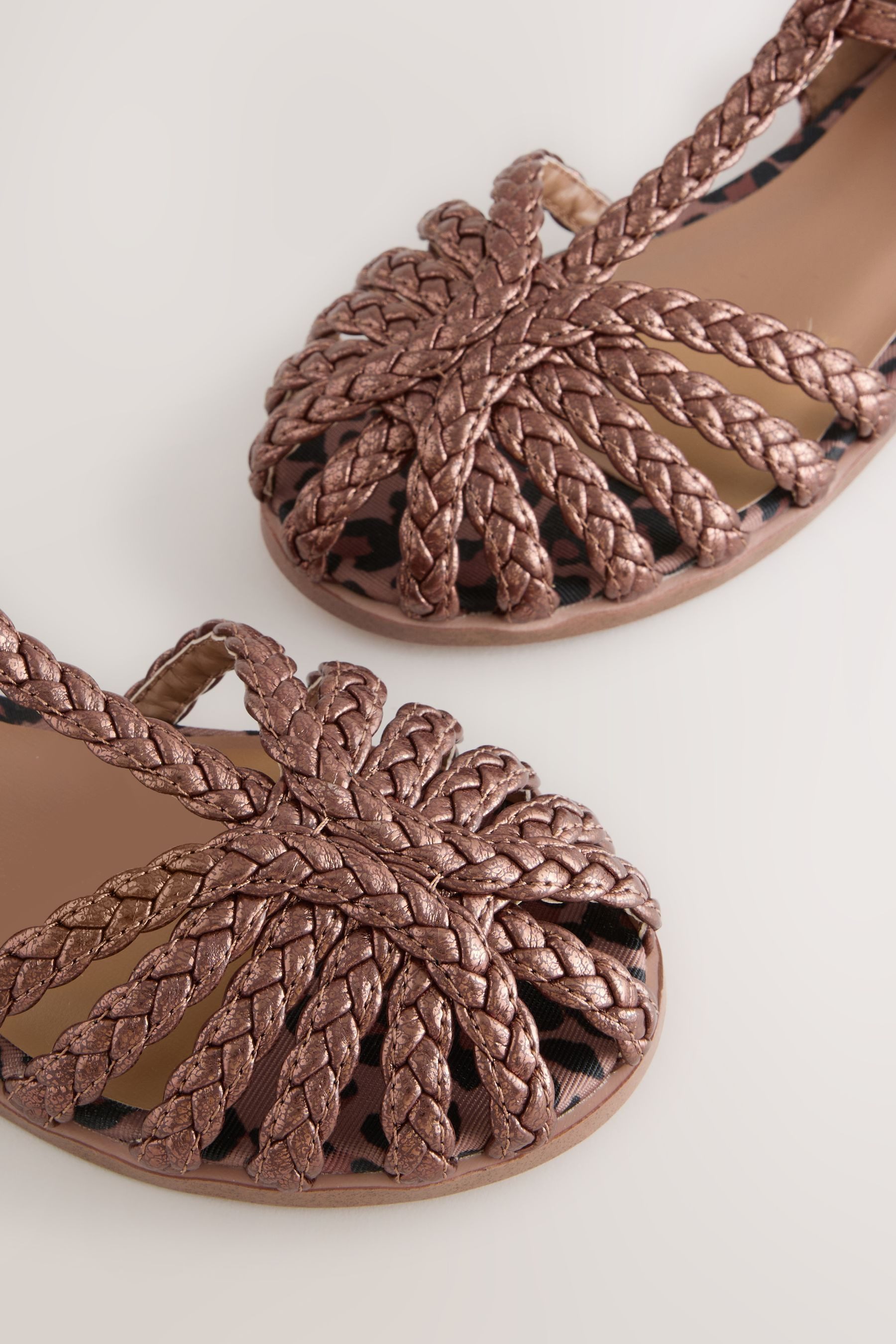 Next Geflochtene Fischersandalen Sandale (1-tlg)