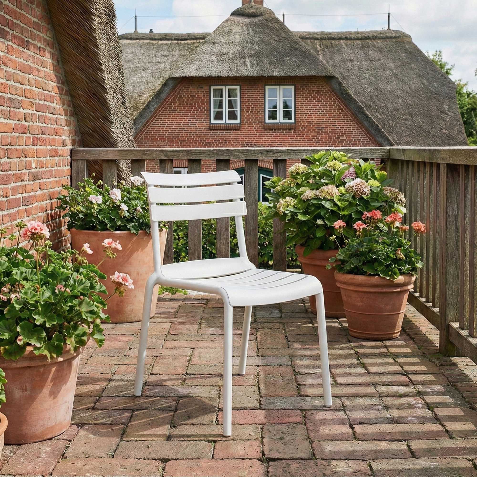 CLP Gartenstuhl Kebren (1er), wetterfest und UV-beständig, bis 150 kg