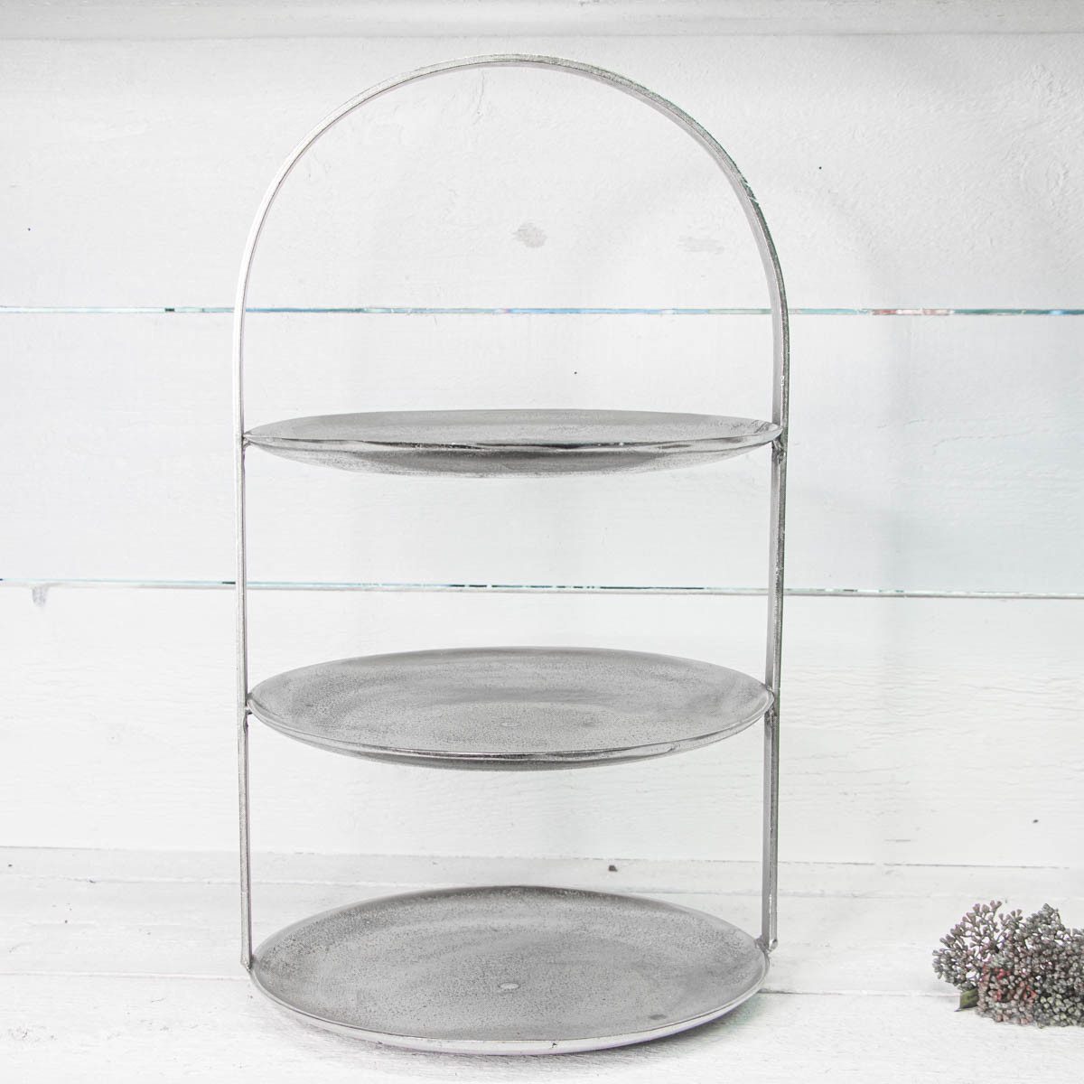 Antikas Wanddekoobjekt Etagere 3-stufig rund, Aluminium, silber, H 52cm