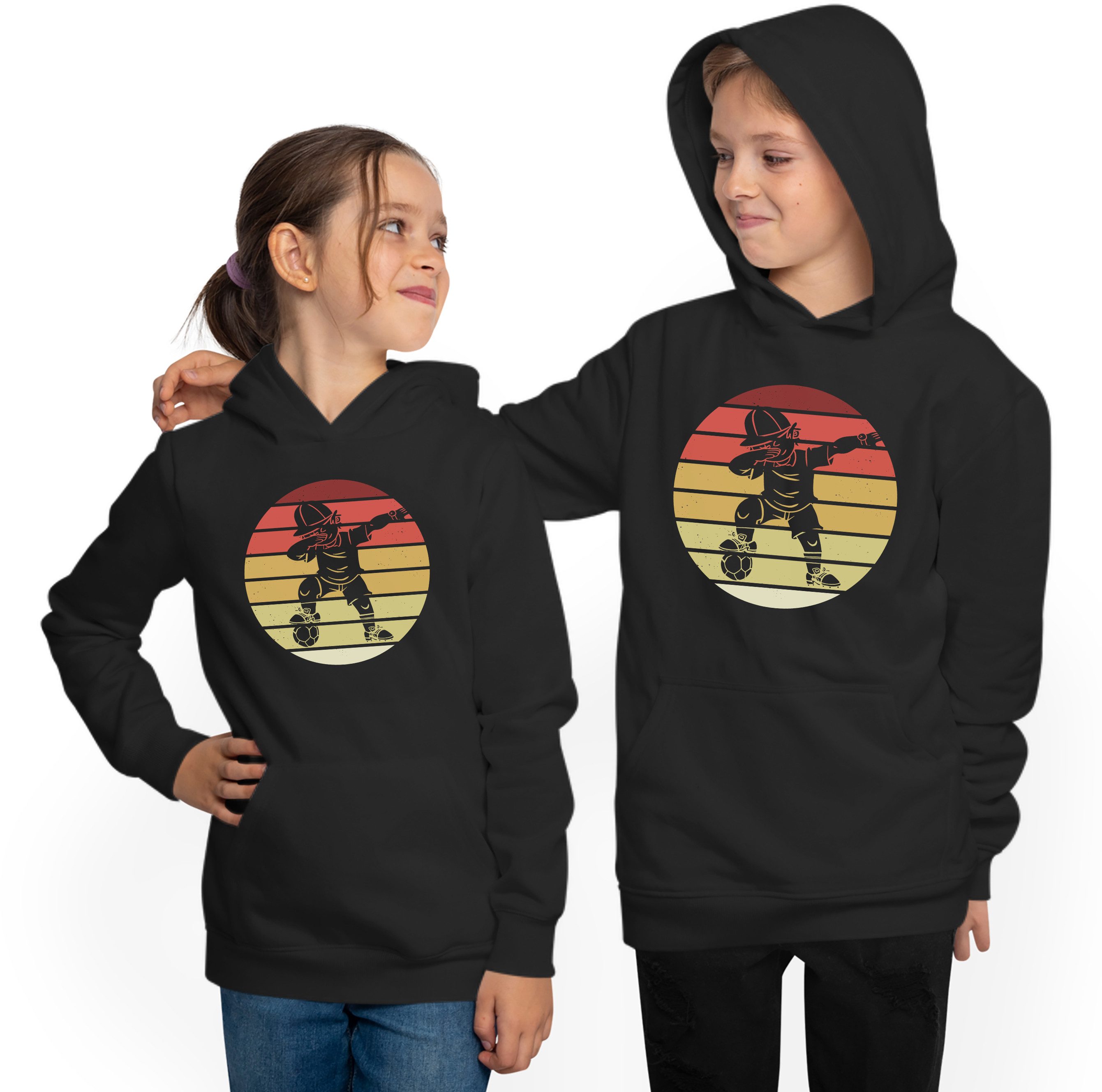 MyDesign24 Hoodie Kinder Fußball Kapuzen Sweatshirt Dab Fussballer im Retro Look Kapuzensweater mit Aufdruck i460