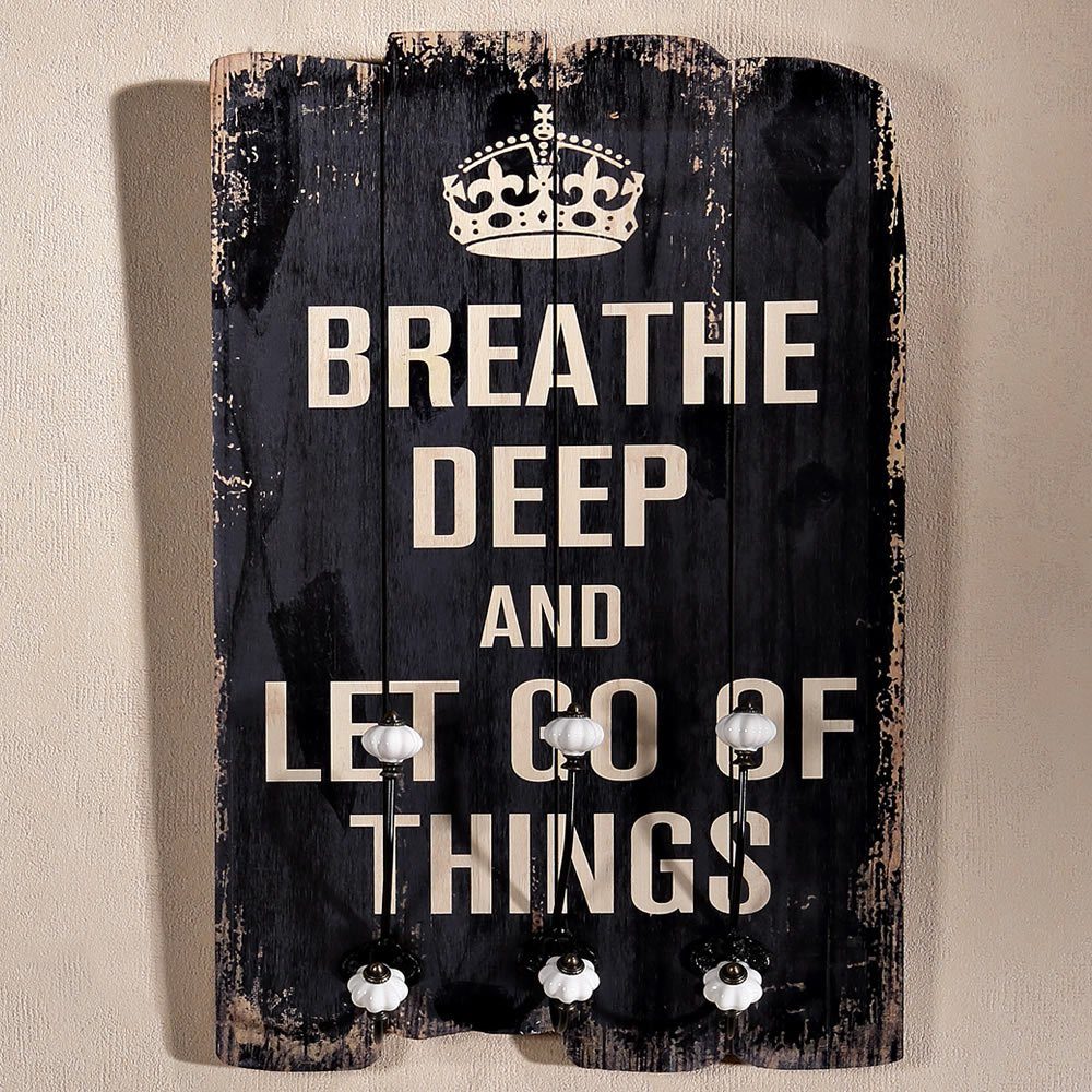 Feel2Home Wandgarderobe Wandgarderobe 40x60cm Breath Deep 3 Kleiderhaken Flurpaneel Holz Deko (Stück, 1 St., Garderobenpaneel mit 3 Kleiderhaken), Perfekt für kleine und große Eingangsbereiche