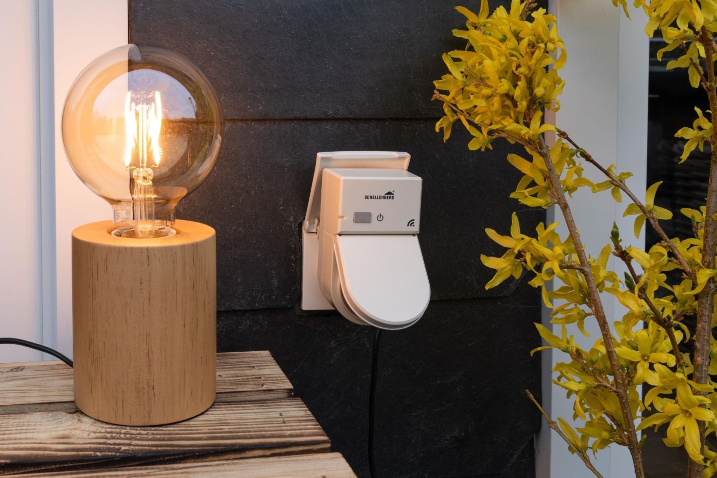 SCHELLENBERG Schellenberg Funk-Steckdose außen weiß Smart-Home Starter-Set