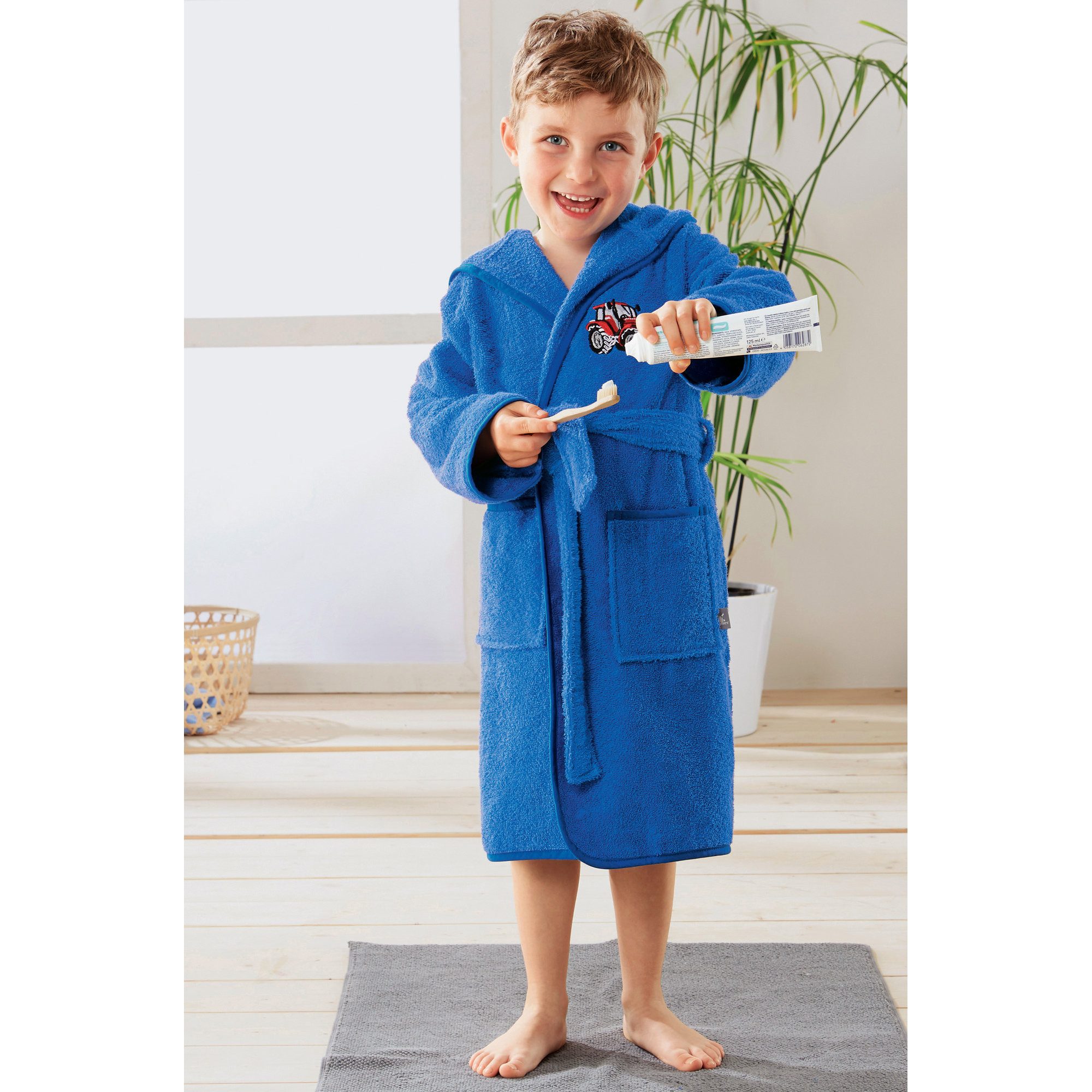 Erwin Müller Kinderbademantel Kinder-Bademantel mit Kapuze, Rückenlänge: 69 cm, Frottier, mit Kapuze/mit Aufsatztasche:, default, Walk-Frottier Uni/Motiv: Trakt – Bild 4 von 5