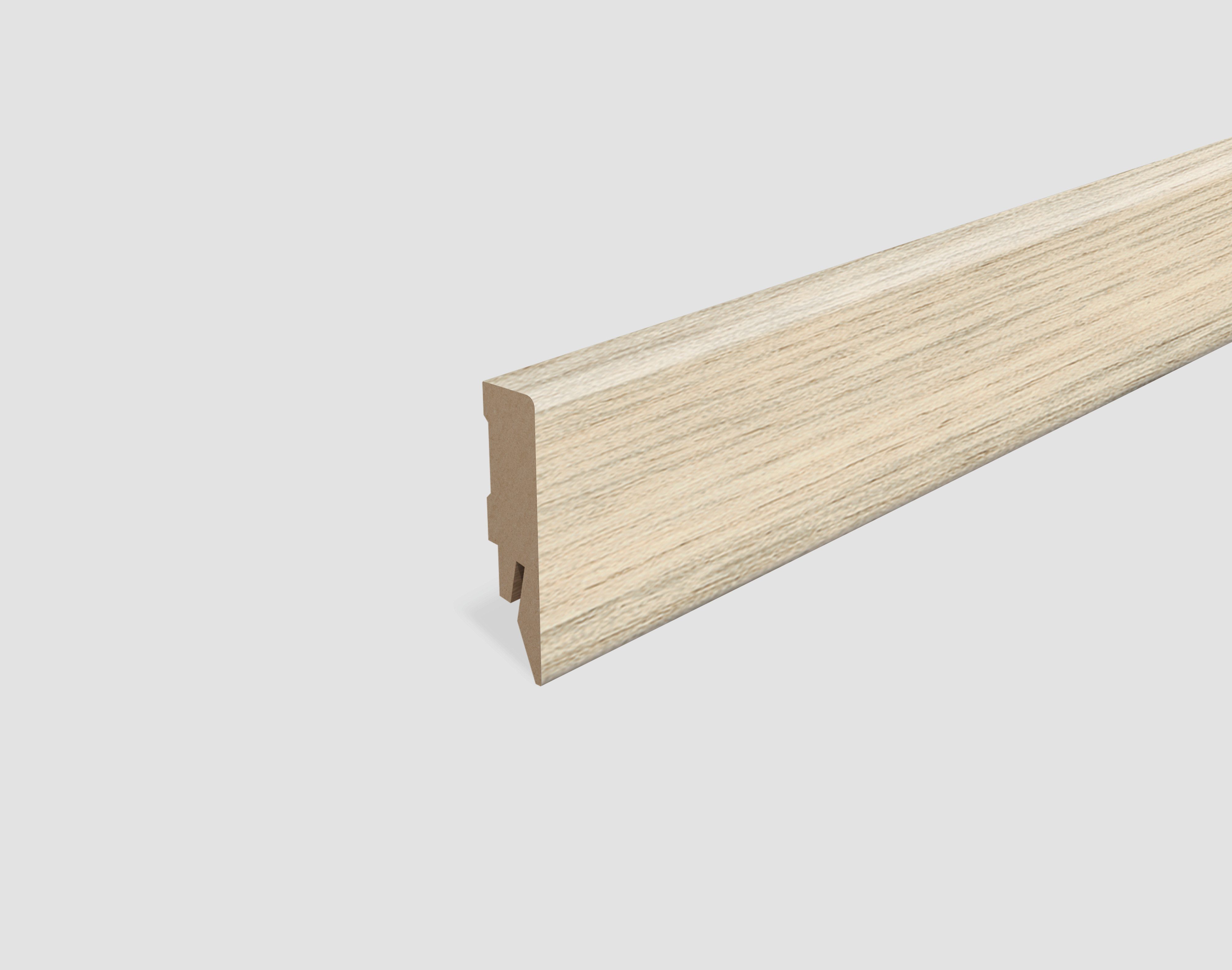 Sockelleiste L558