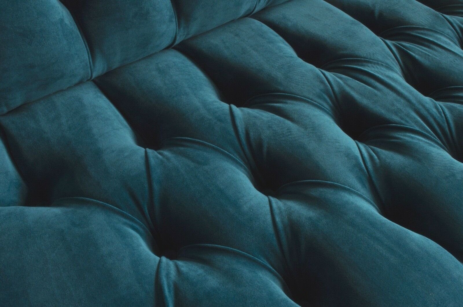 Sitzer Chesterfield-Sofa Knöpfen. mit 3 Sofa JVmoebel Sofas Rückenlehne Textil Design Polster Chesterfield Wohnzimmer, Die