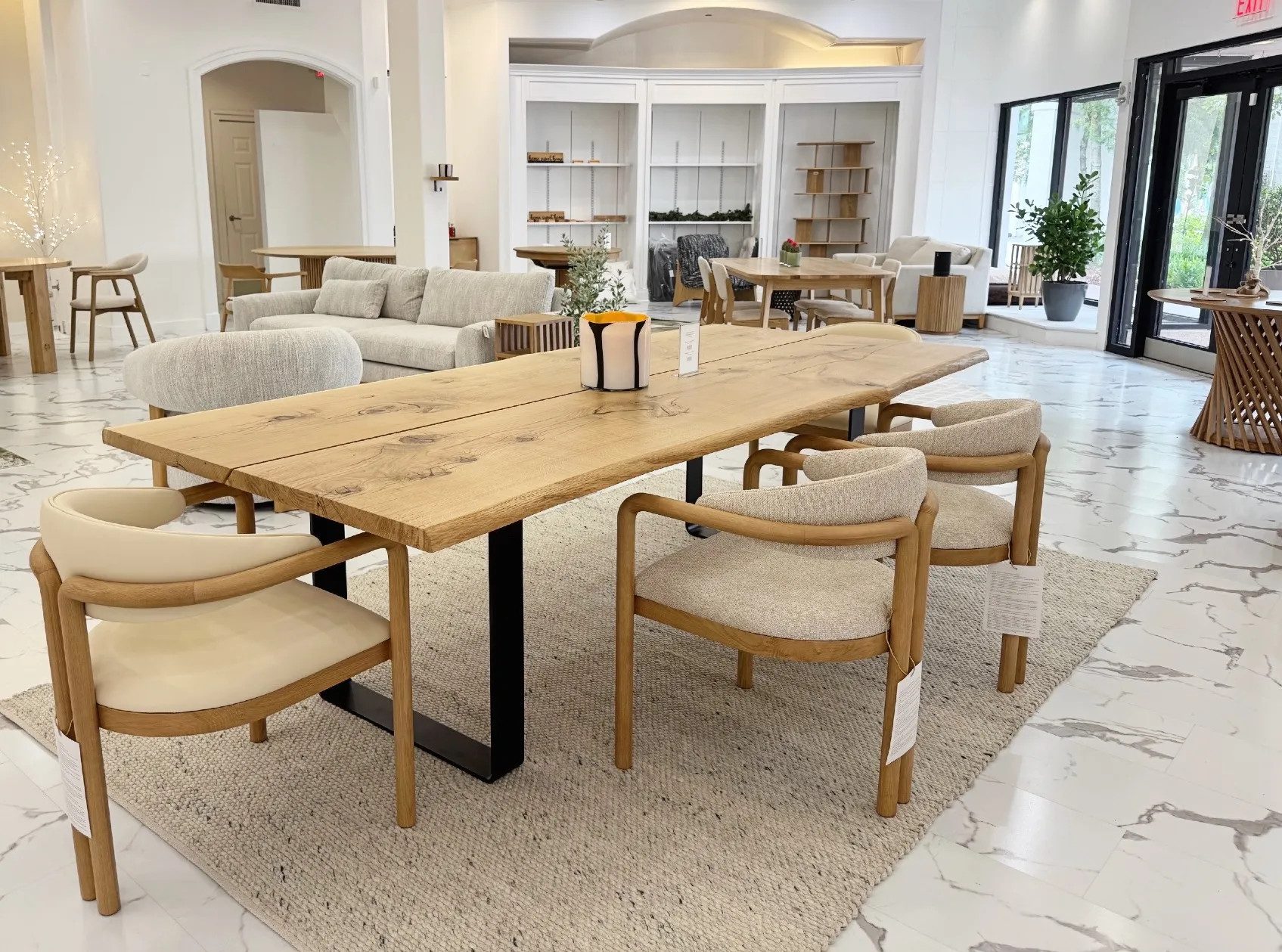 Woodek Design Esszimmerstuhl NATURE, gepolsterter Rückenlehne und Sitzfläche (beiger Stoff COBBLE 110 natural, 1 St), hergestellt aus massivem Eichenholz