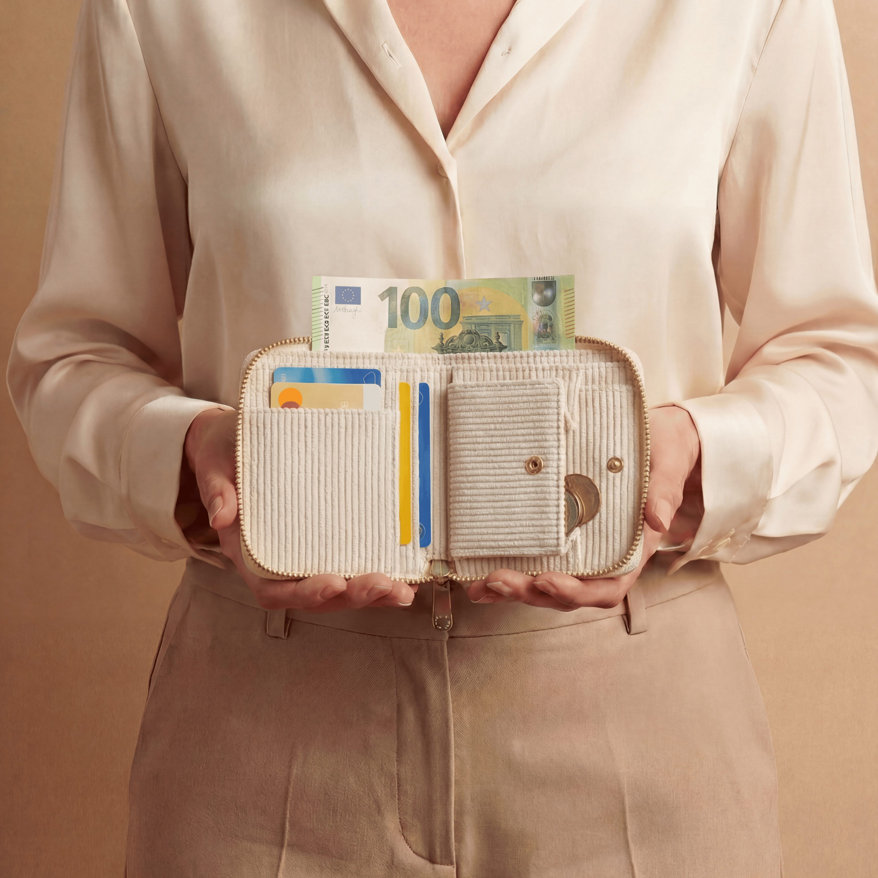 MillyMilk Geldbörse Kord Geldbeutel FONDO Damen – Mini Portemonnaie Stoff Pastell klein, Formstabil & kompakt – kein labberiges Säckchen!