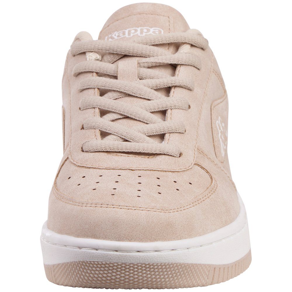 Kappa Sneaker angesagtem Retro sand-white Look in