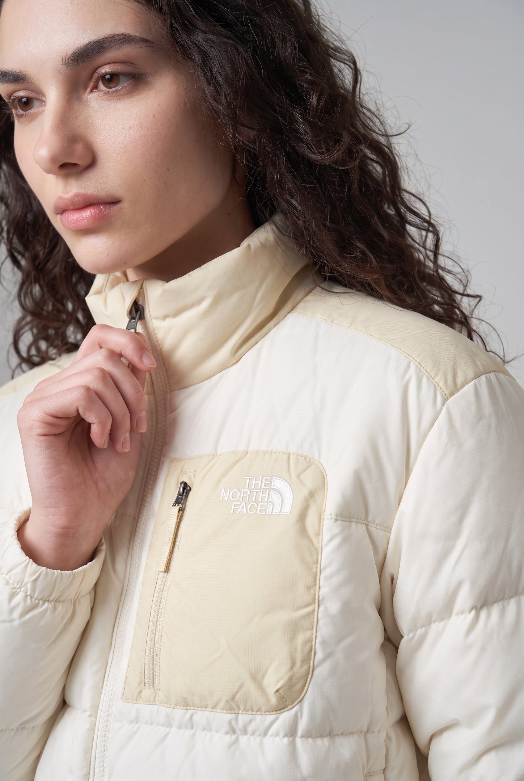 The North Face Steppjacke W NUKETO SYNTH INS JACKET mit leichter Isolierung