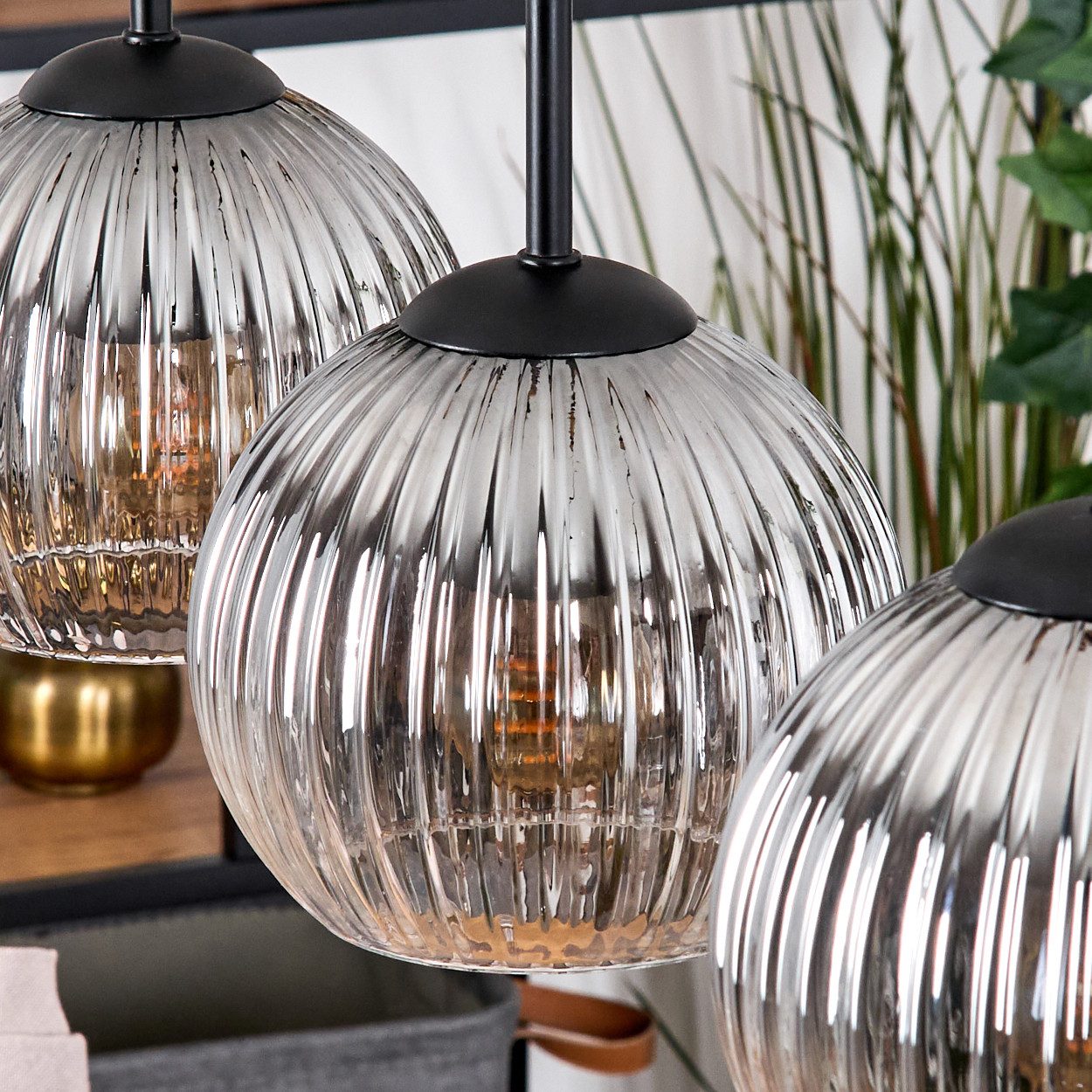 hofstein Hängeleuchte Hängelampe aus Metall/Holz/Glas in Schwarz/Natur/Rauchfarben/Klar, ohne Leuchtmittel, moderne Pendelleuchte im Boho/Vintage-Design (Schirme 15 cm), 3 x E27