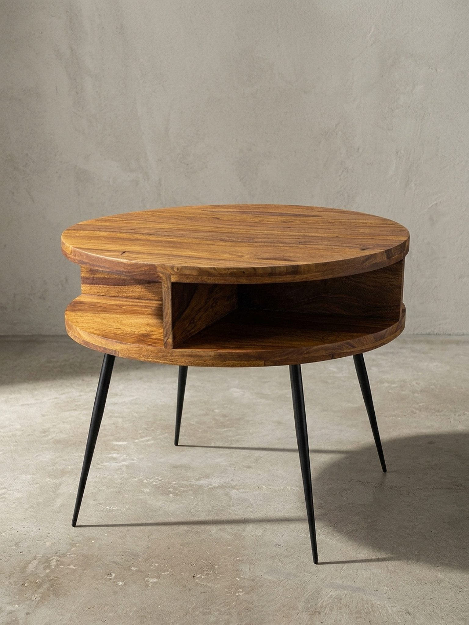 KADIMA DESIGN Couchtisch Runder Massivholz-Kaffeetisch mit 4 Ablagefächern, rustikaler Charme