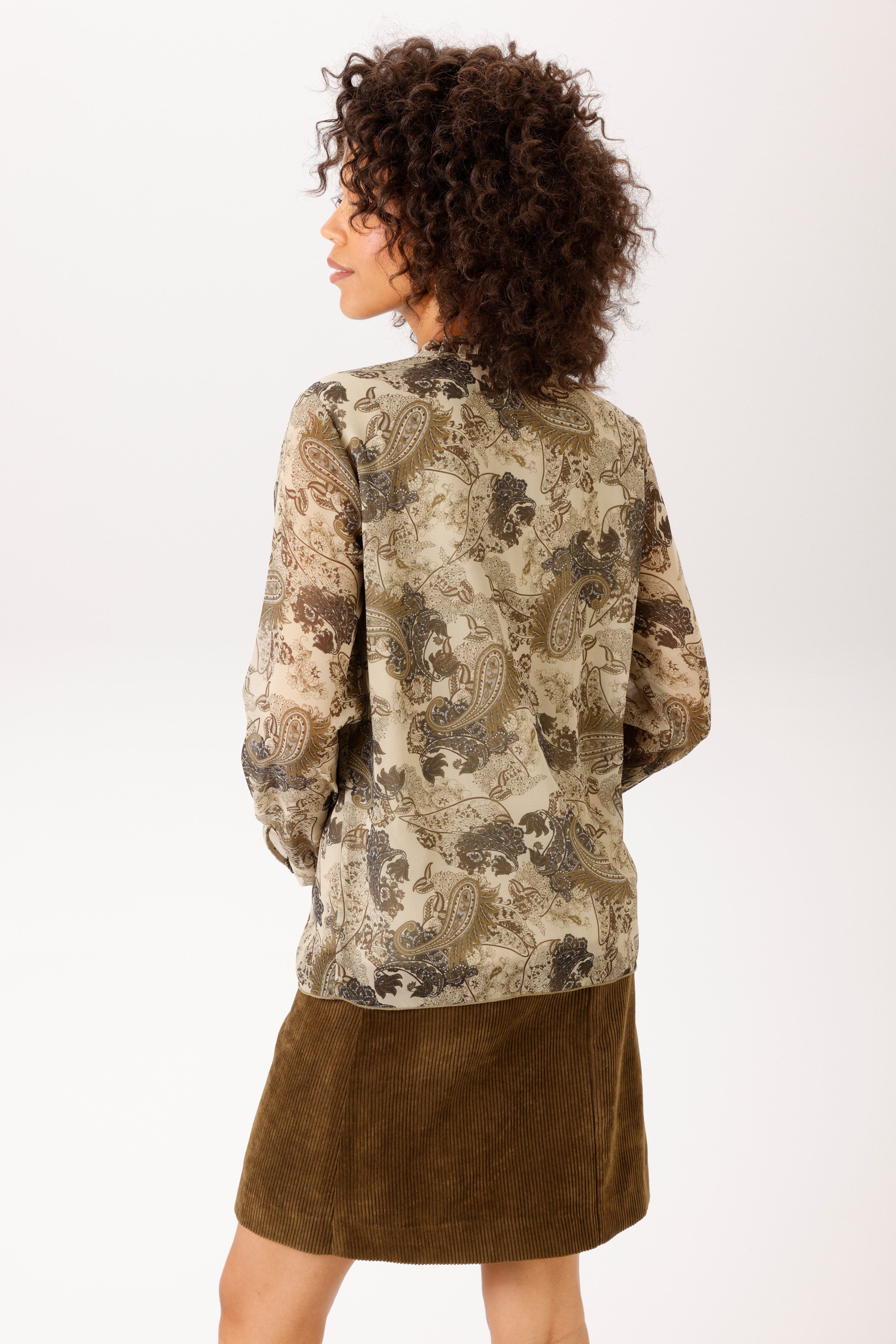 Aniston CASUAL Schlupfbluse mit farbharmonischem Paisley-Muster - NEUE KOLLEKTION – Bild 2 von 5