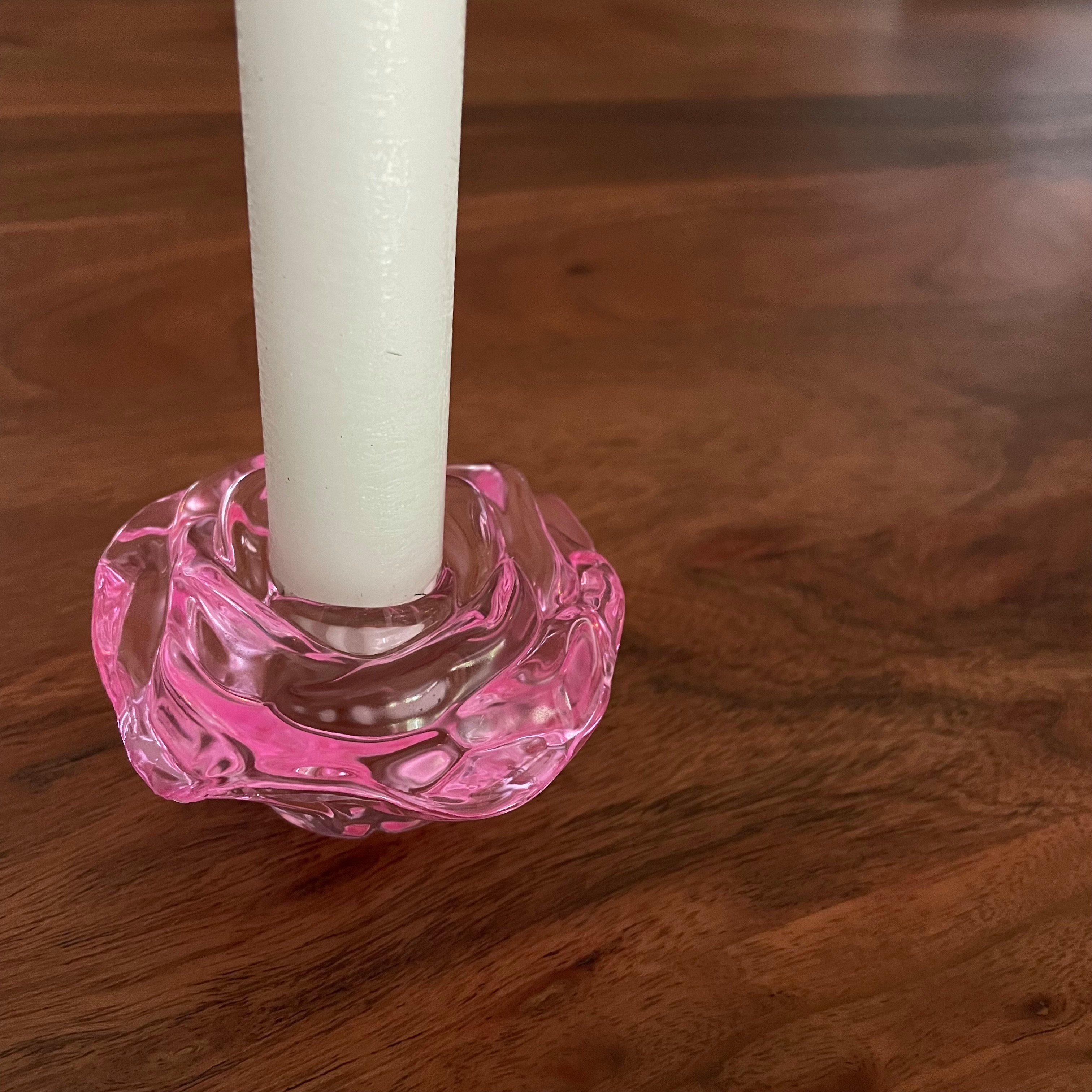 Online-Fuchs Kerzenständer 5er Set Kerzenhalter für Stabkerzen als Rosenblüten Rosen-Design ROSA, Maße: 7x7x8 cm, aus Glas, für Tafelkerzen mit 2,1 cm Durchmesser