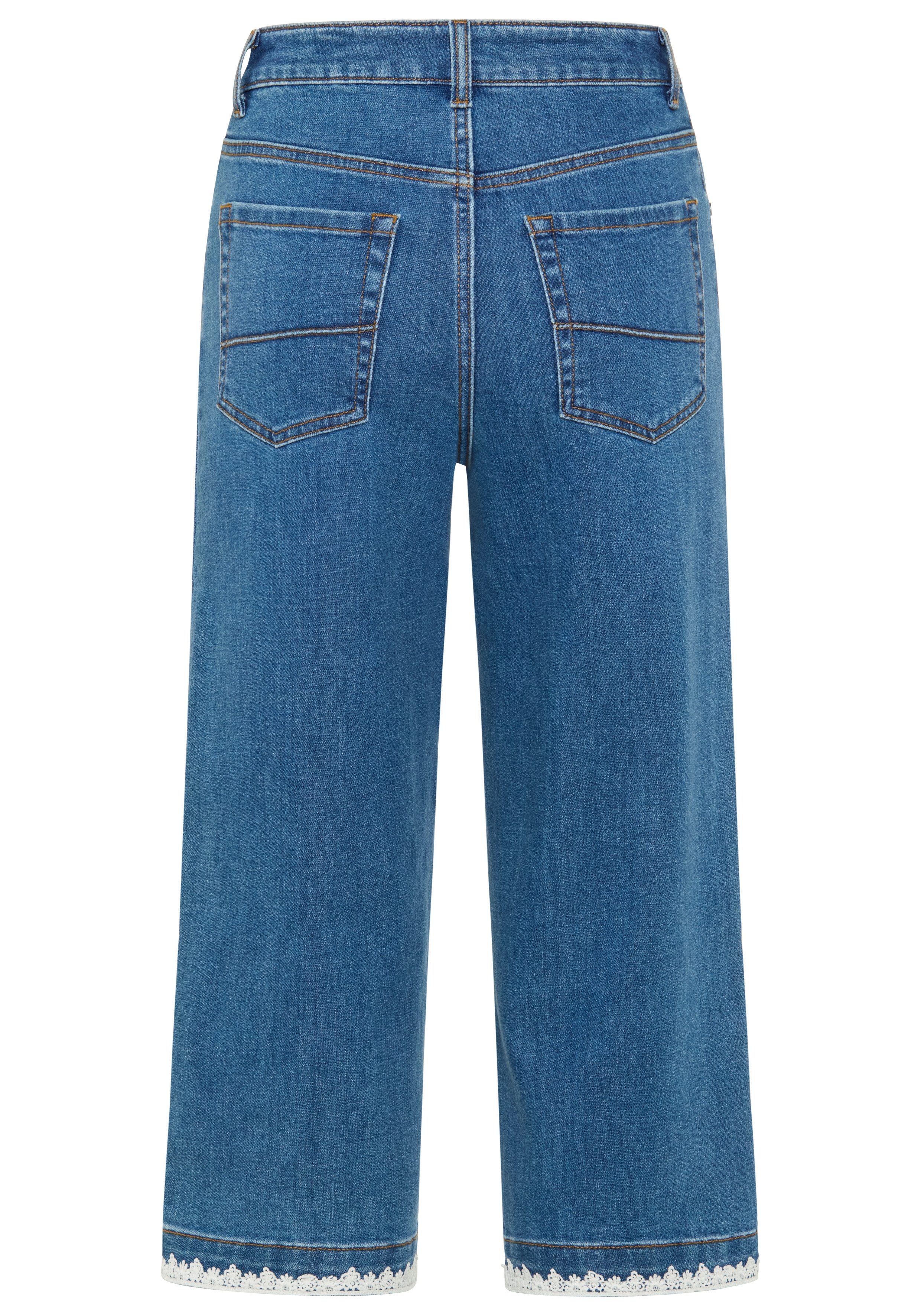 KangaROOS Comfort-fit-Jeans mit Eingrifftaschen, Gesäßtaschen und Coinpocket, in 3/4-Länge