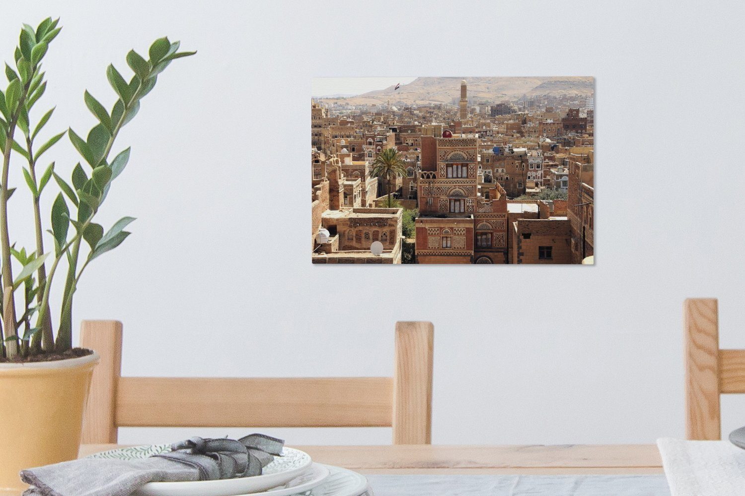 30x20 Innenstadt Palme einsame cm Aufhängefertig, St), im Leinwandbild Wanddeko, OneMillionCanvasses® Sanaa und (1 Wandbild der Leinwandbilder, Stadtbild Jemen,