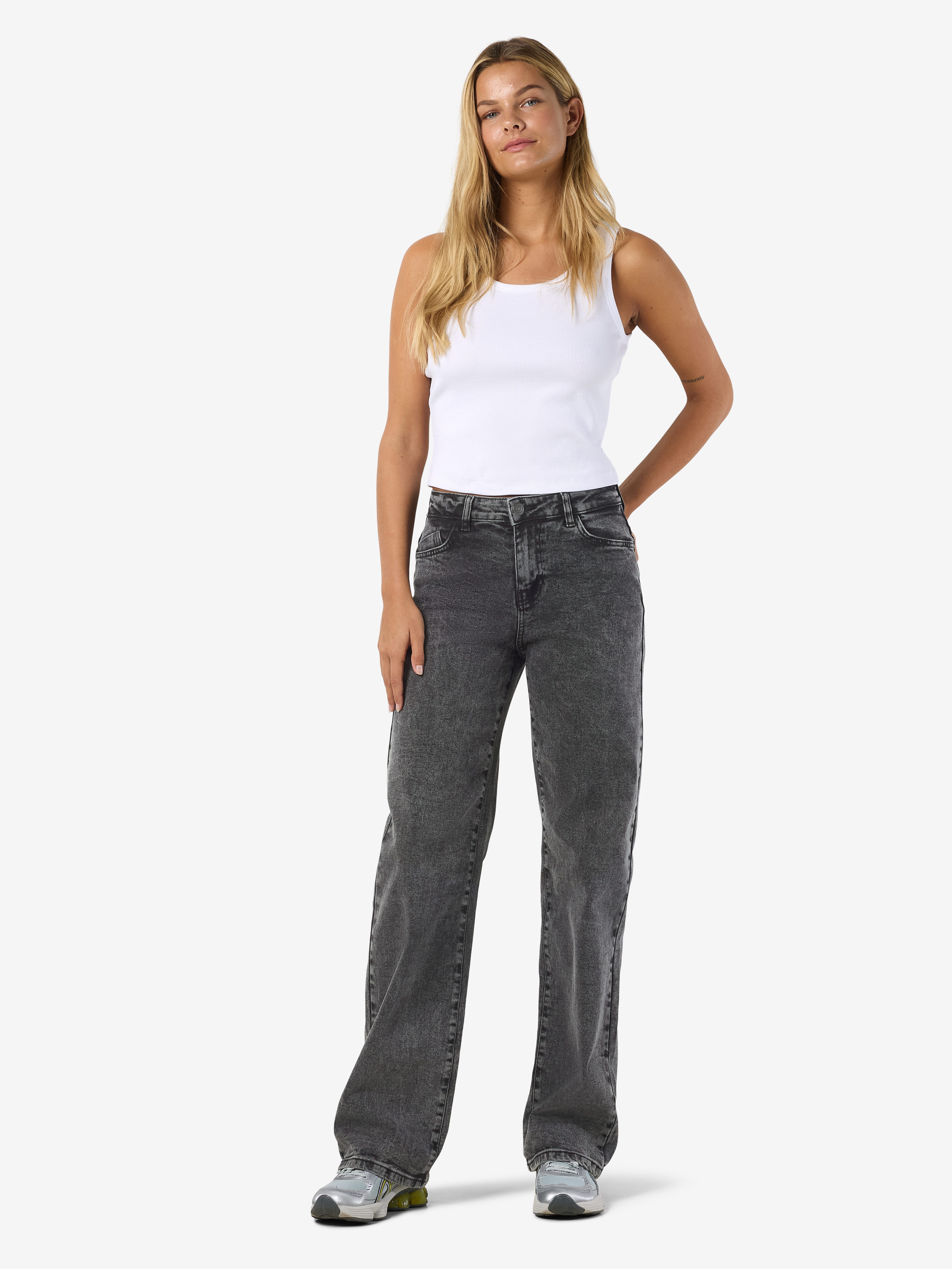 Noisy may Weite Jeans NMYOLANDA NW WIDE JEANS AZ391DG FWD NOOS
