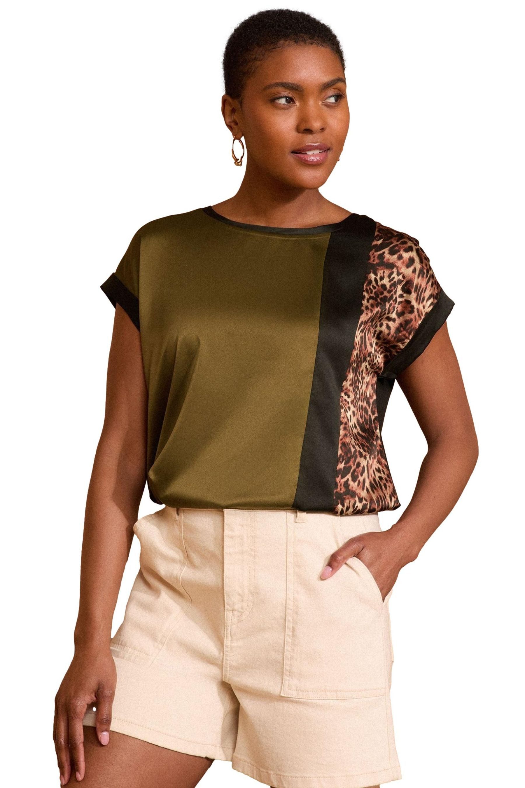 Love & Roses Kurzarmshirt Love & Roses Satin-Top mit V-Ausschnitt, Regular günstig online kaufen